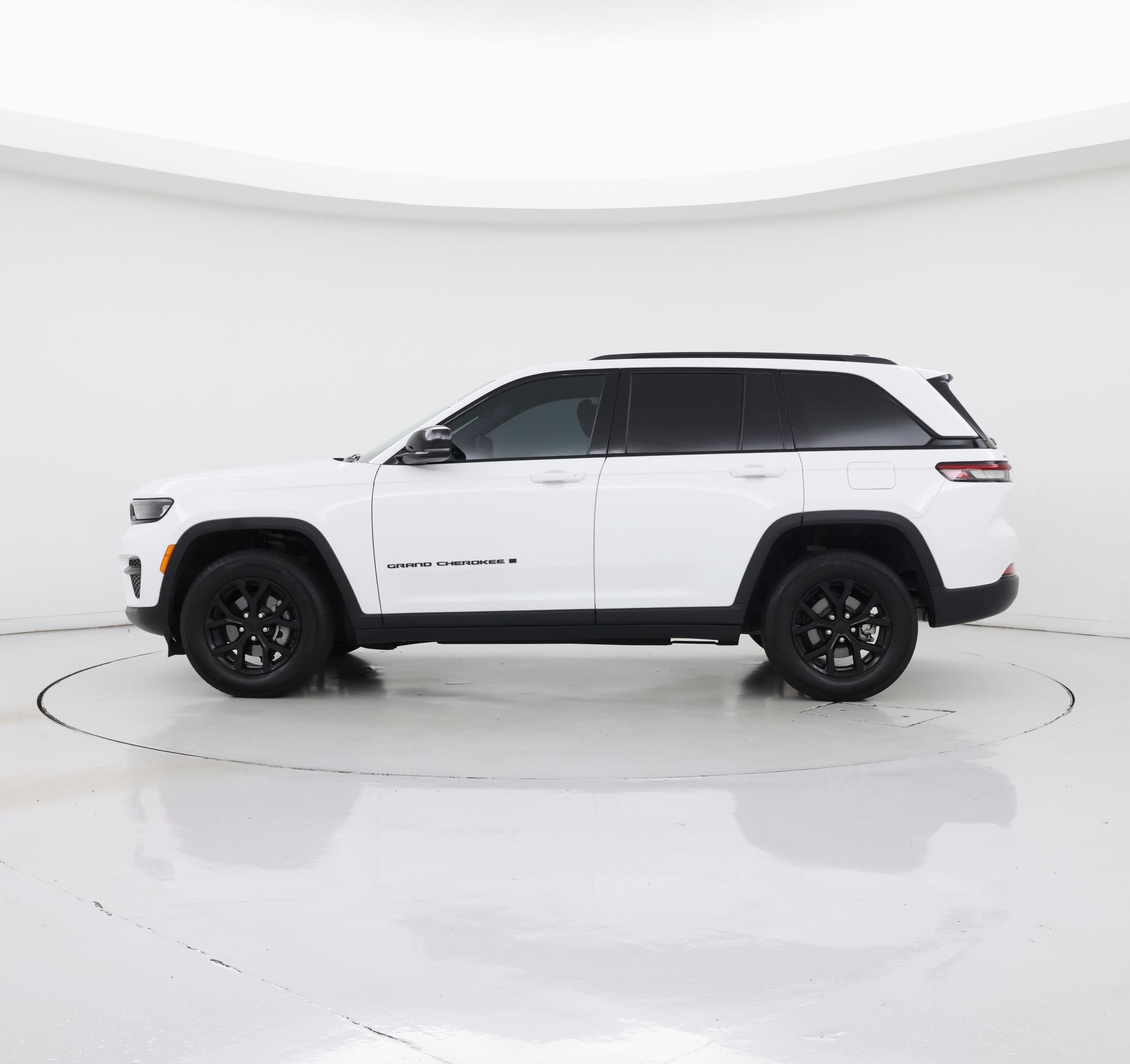 Thumbnail: 2024 Jeep Grand Cherokee - 3