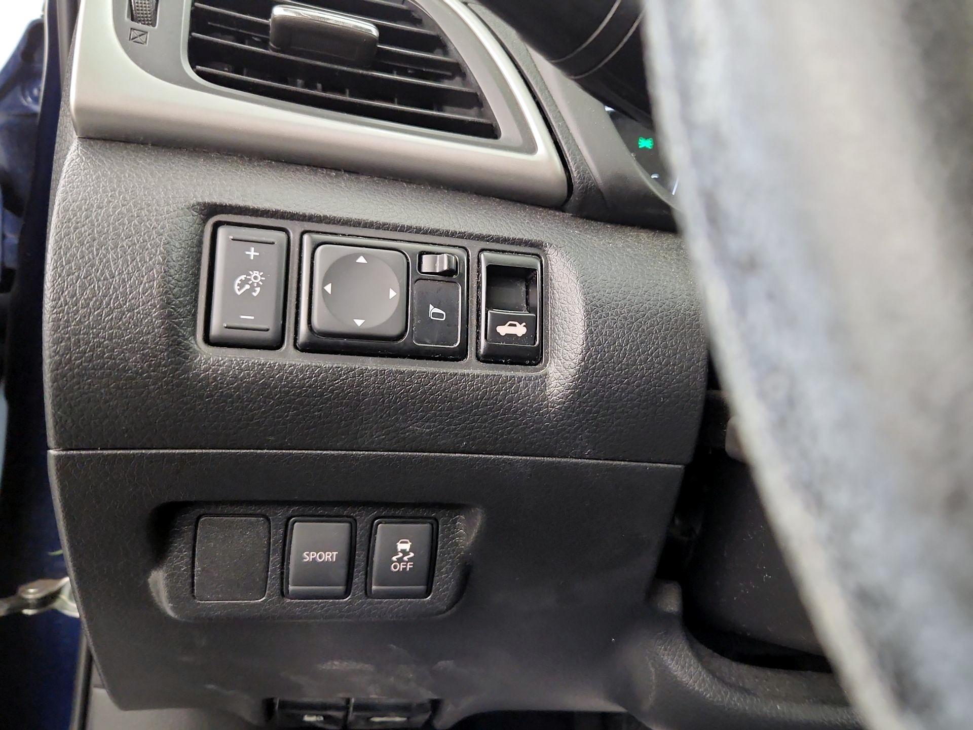 Thumbnail: 2019 Nissan Sentra - 13