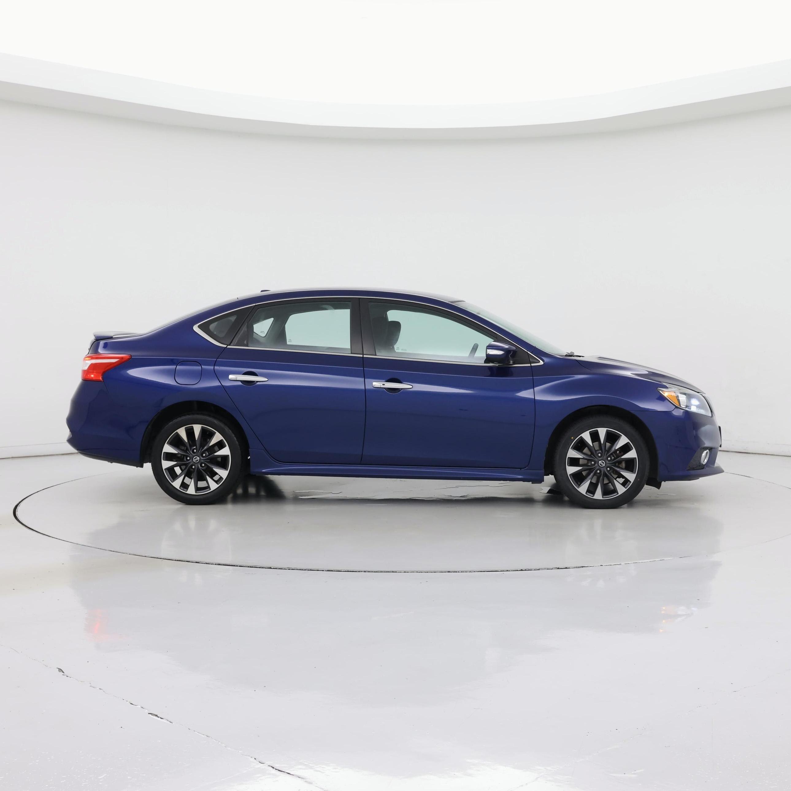 Thumbnail: 2019 Nissan Sentra - 7