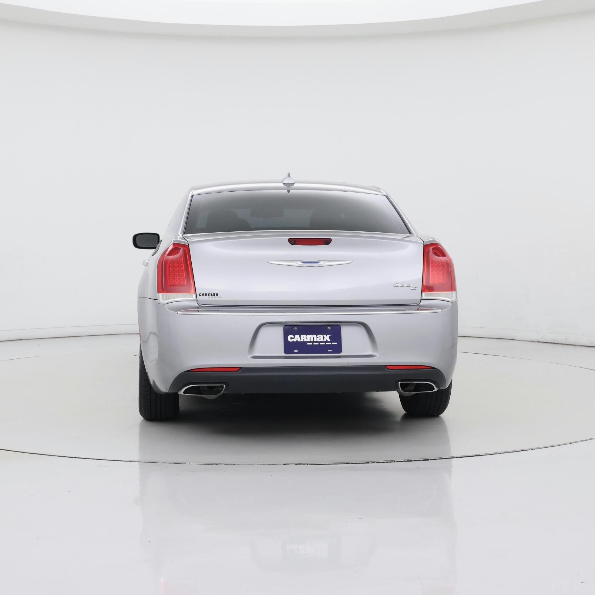Thumbnail: 2017 Chrysler 300 - 6