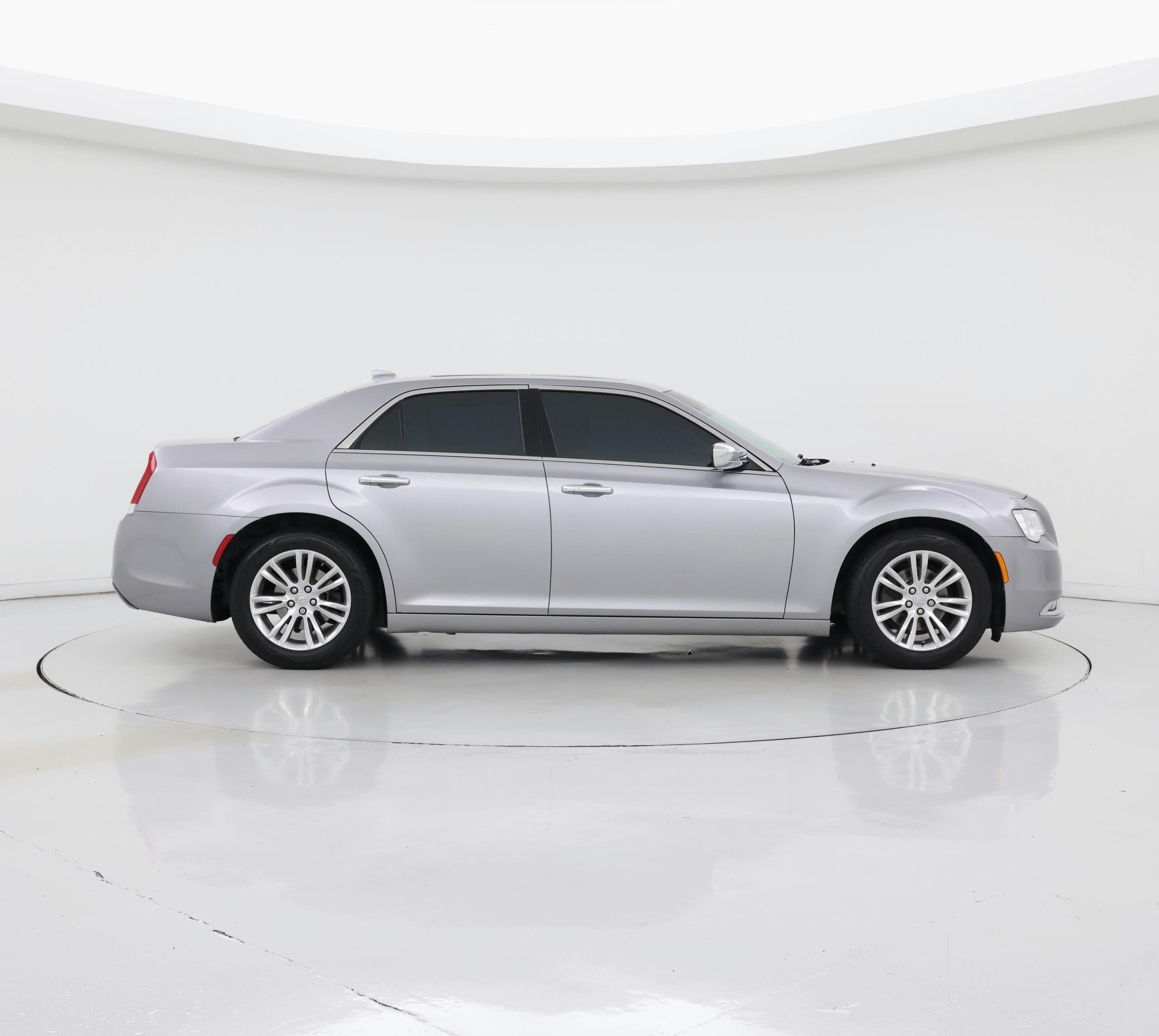 Thumbnail: 2017 Chrysler 300 - 7