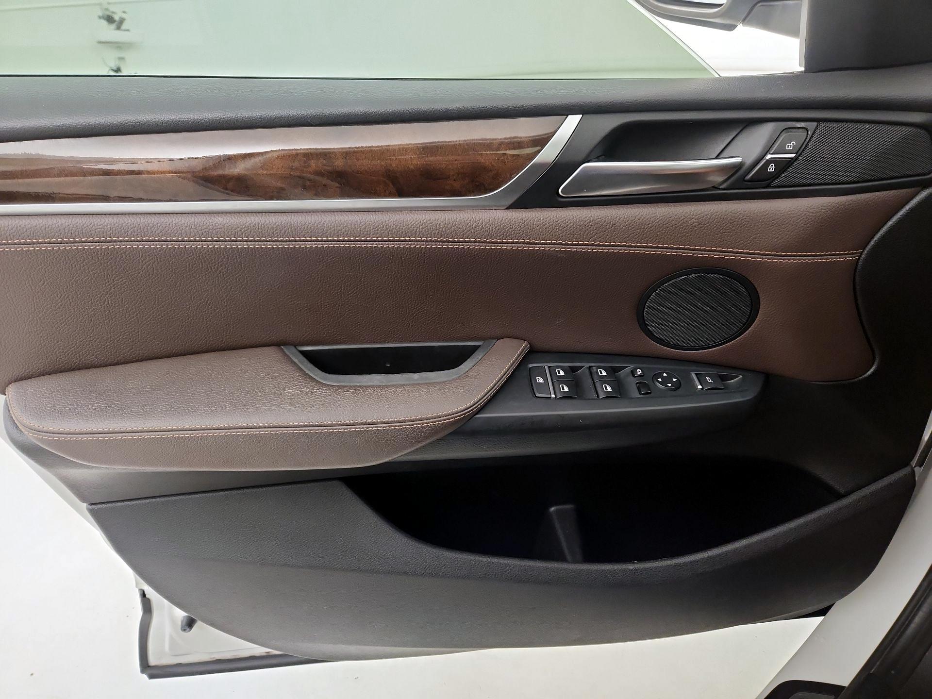 Thumbnail: 2016 BMW X3 - 12