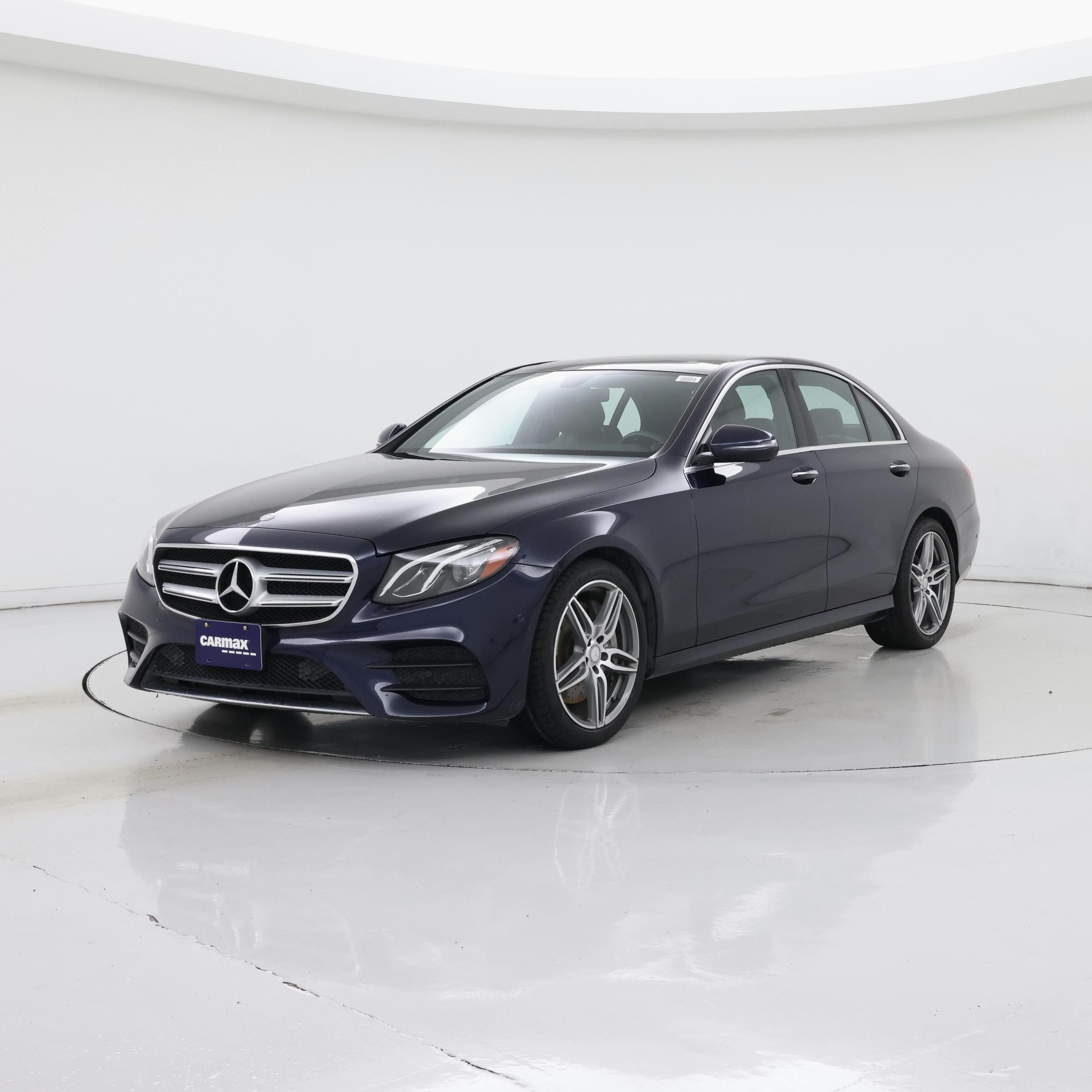 Thumbnail: 2017 Mercedes-Benz E-Class - 4