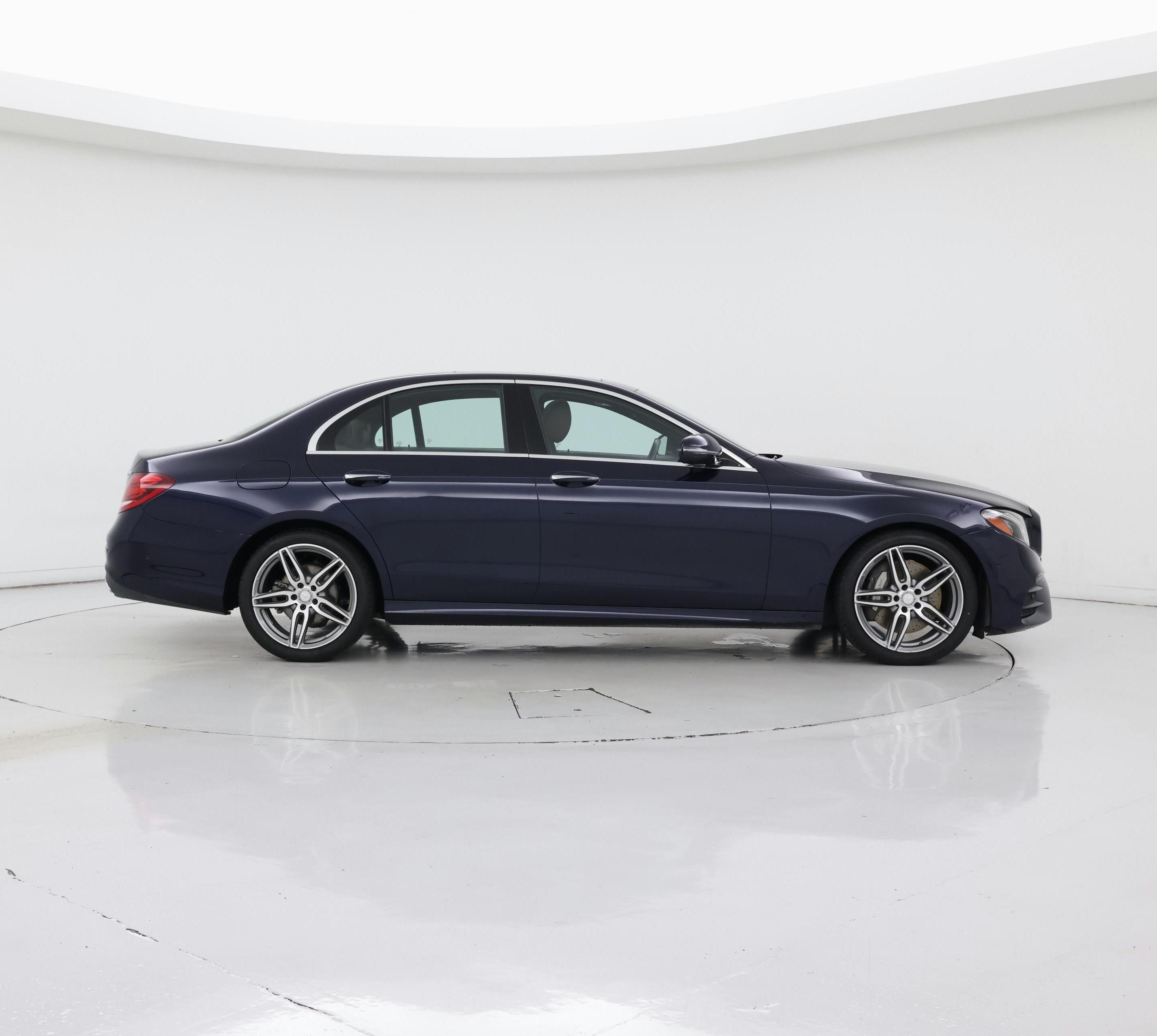 Thumbnail: 2017 Mercedes-Benz E-Class - 7