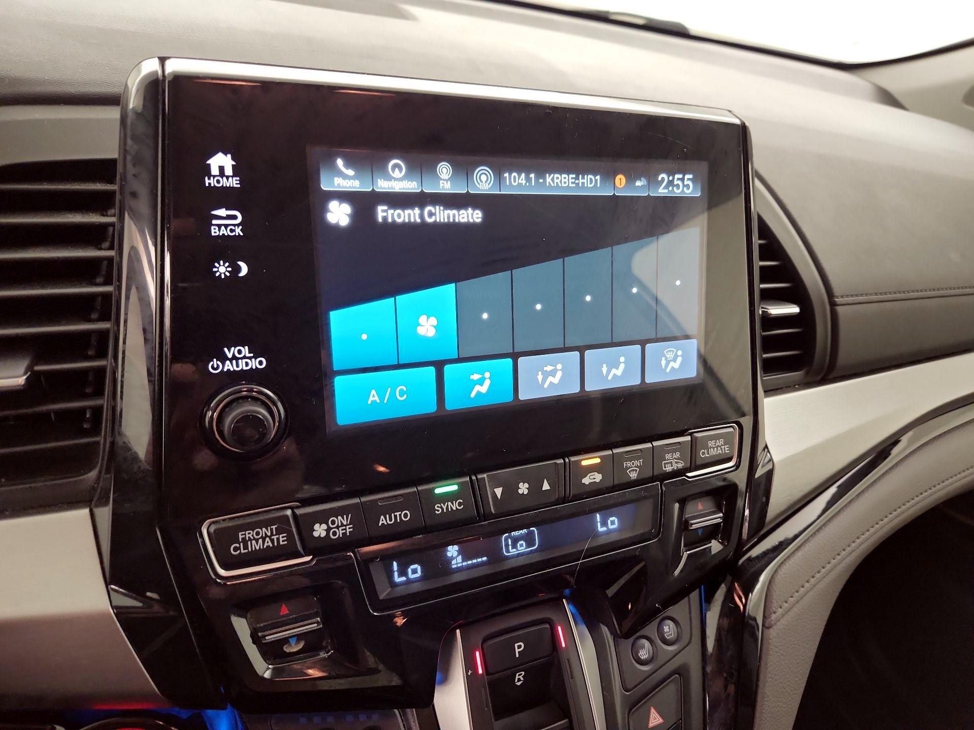 Thumbnail: 2019 Honda Odyssey - 17