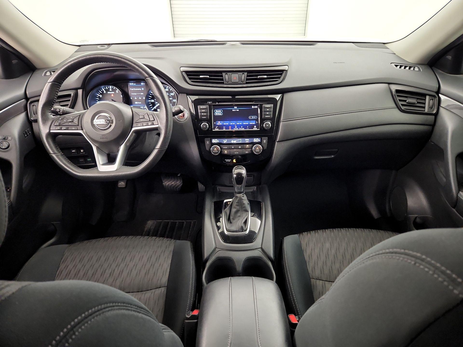 Thumbnail: 2018 Nissan Rogue - 9