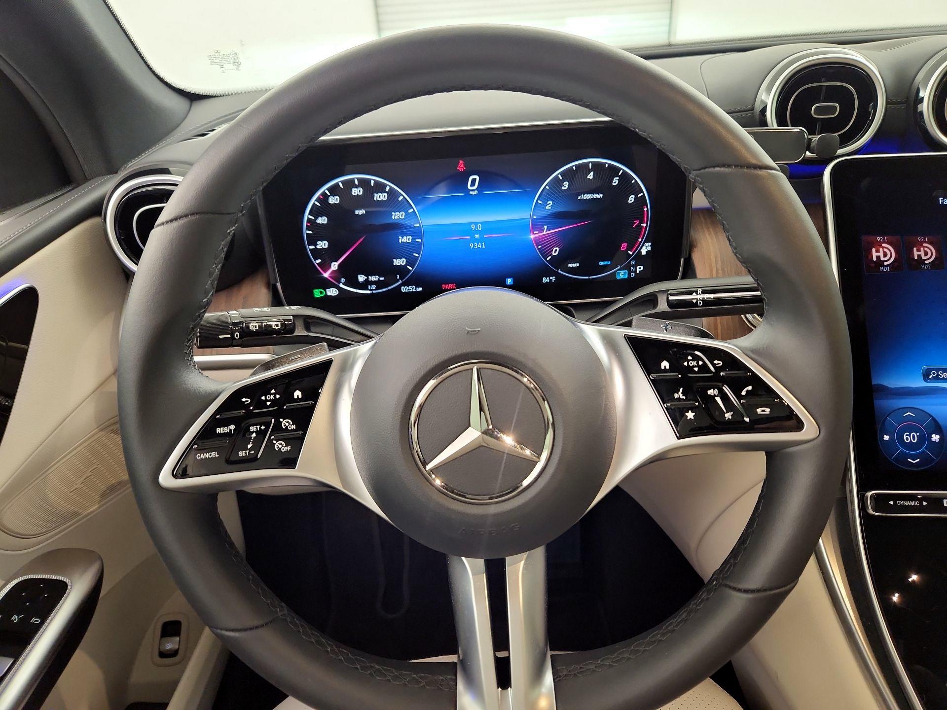 Thumbnail: 2024 Mercedes-Benz GLC - 10