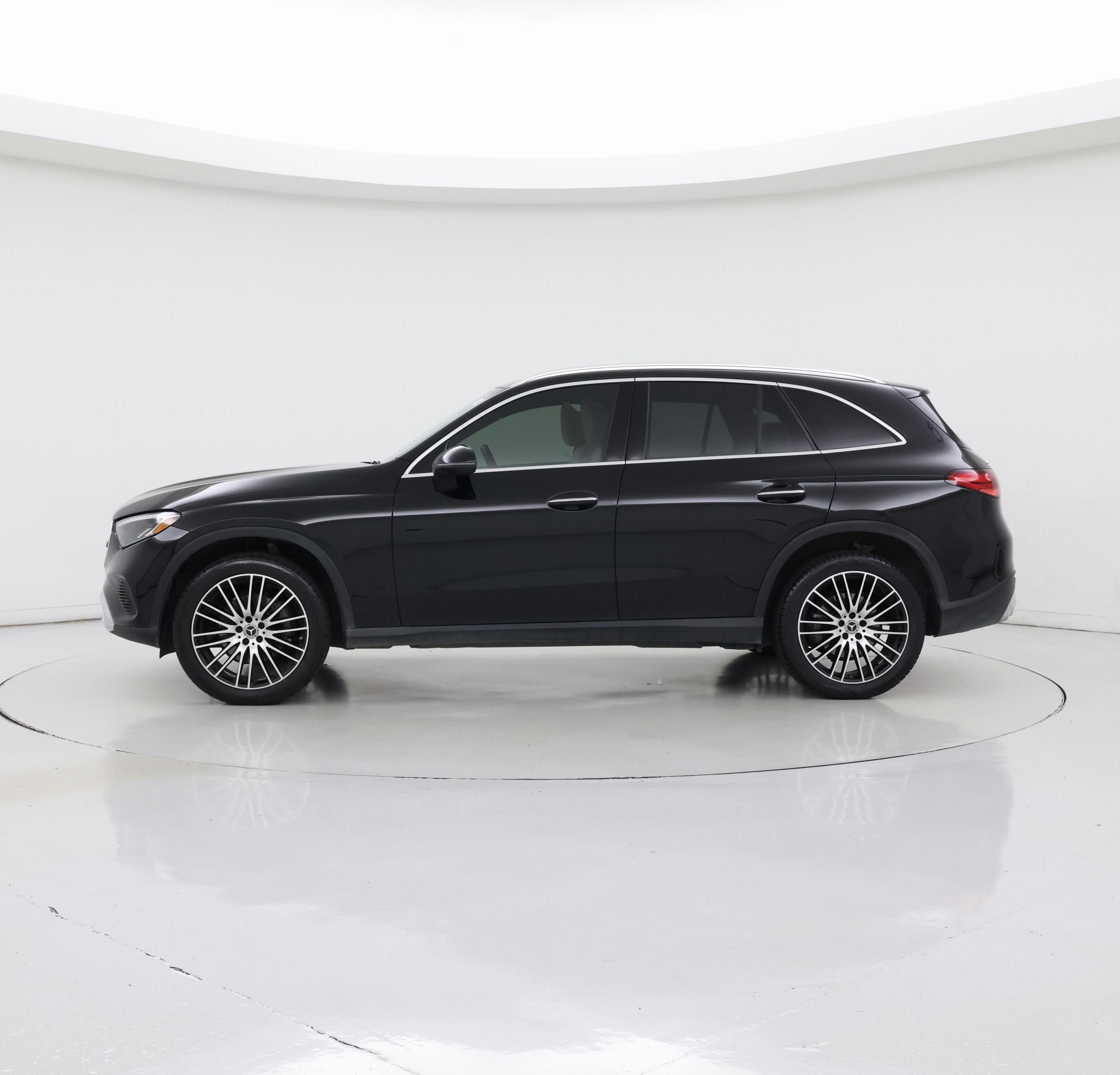 Thumbnail: 2024 Mercedes-Benz GLC - 3