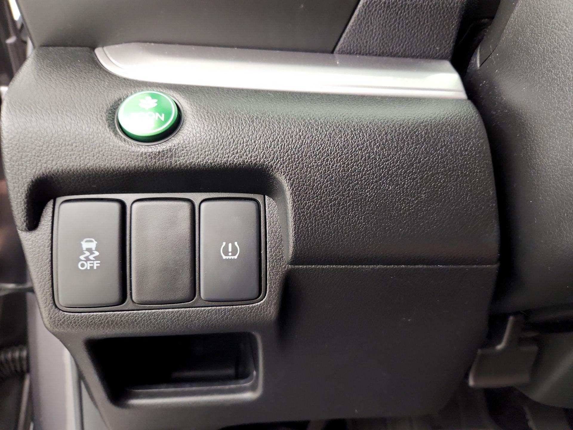 Thumbnail: 2015 Honda CR-V - 13
