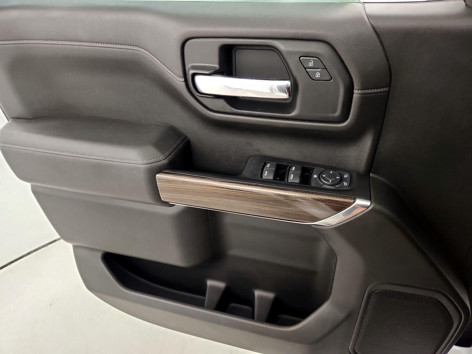 Thumbnail: 2022 Chevrolet Silverado 1500 - 12