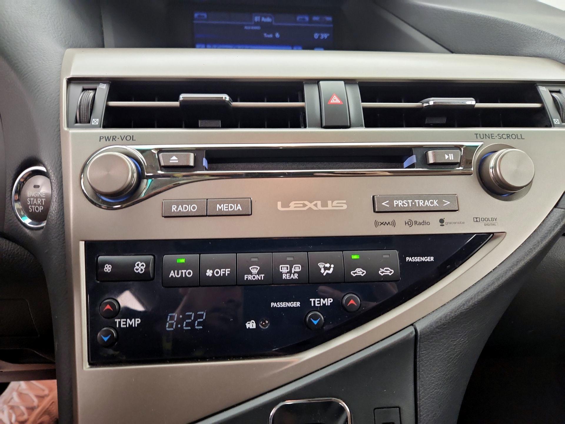 Thumbnail: 2015 Lexus RX - 16