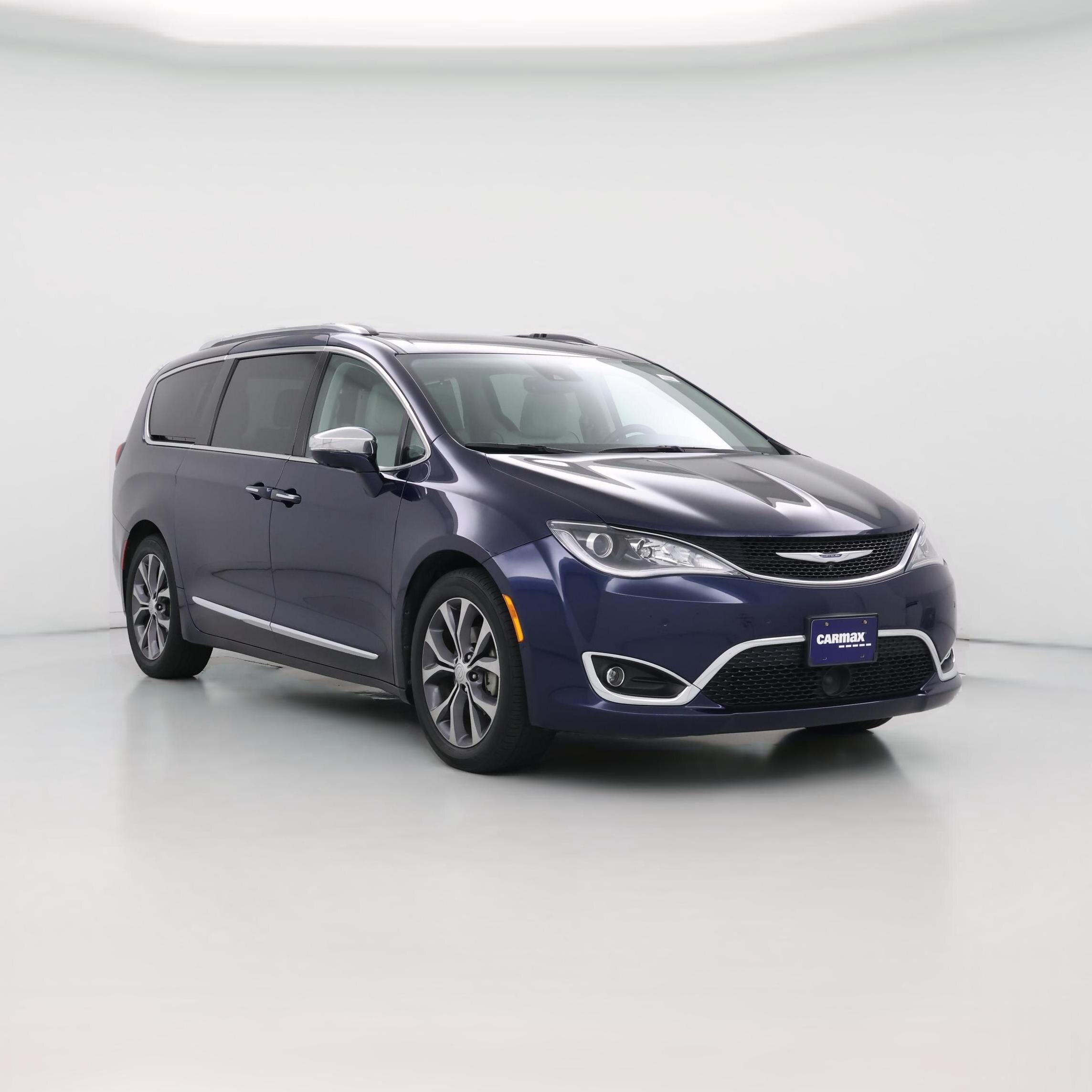 Thumbnail: 2018 Chrysler Pacifica - 1
