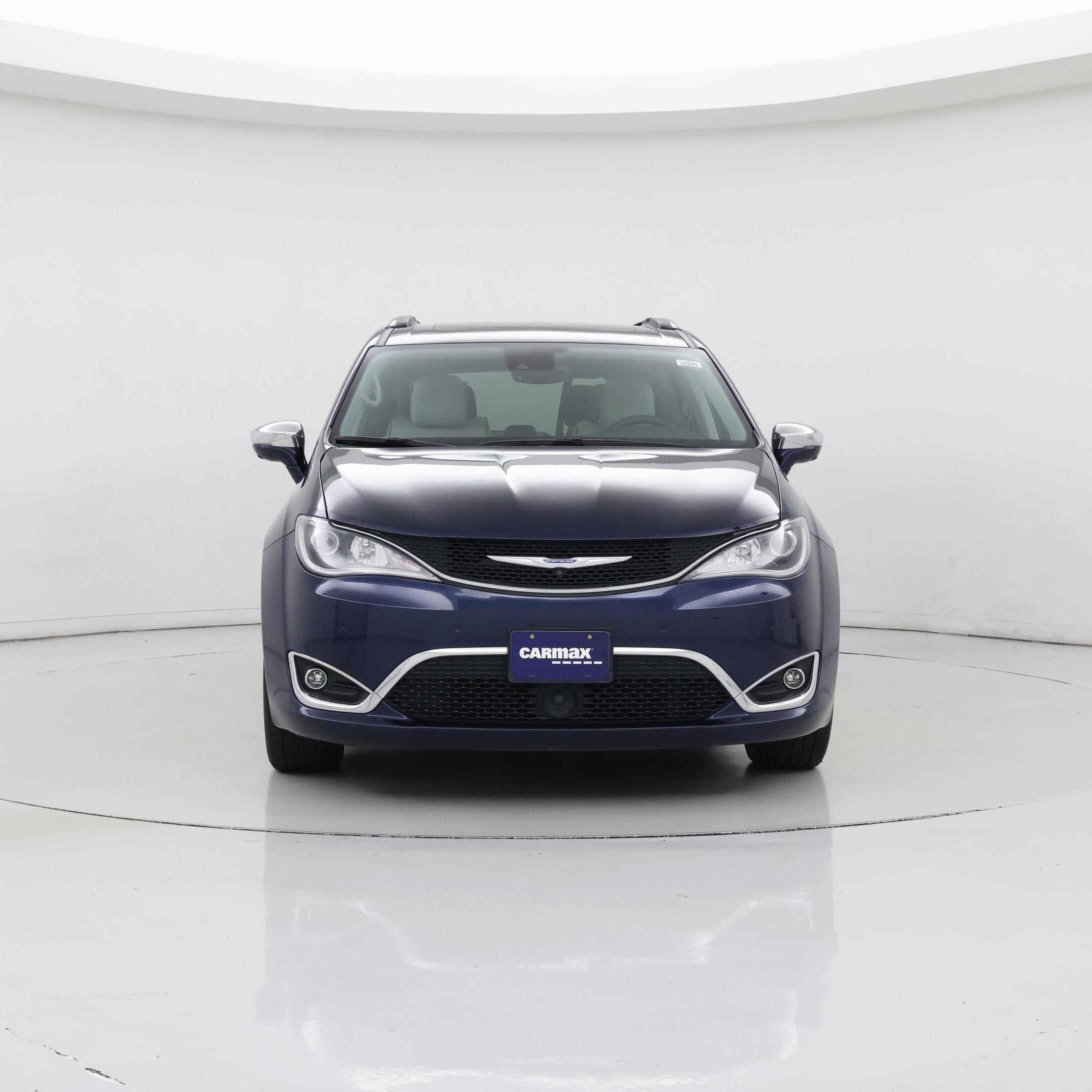Thumbnail: 2018 Chrysler Pacifica - 5