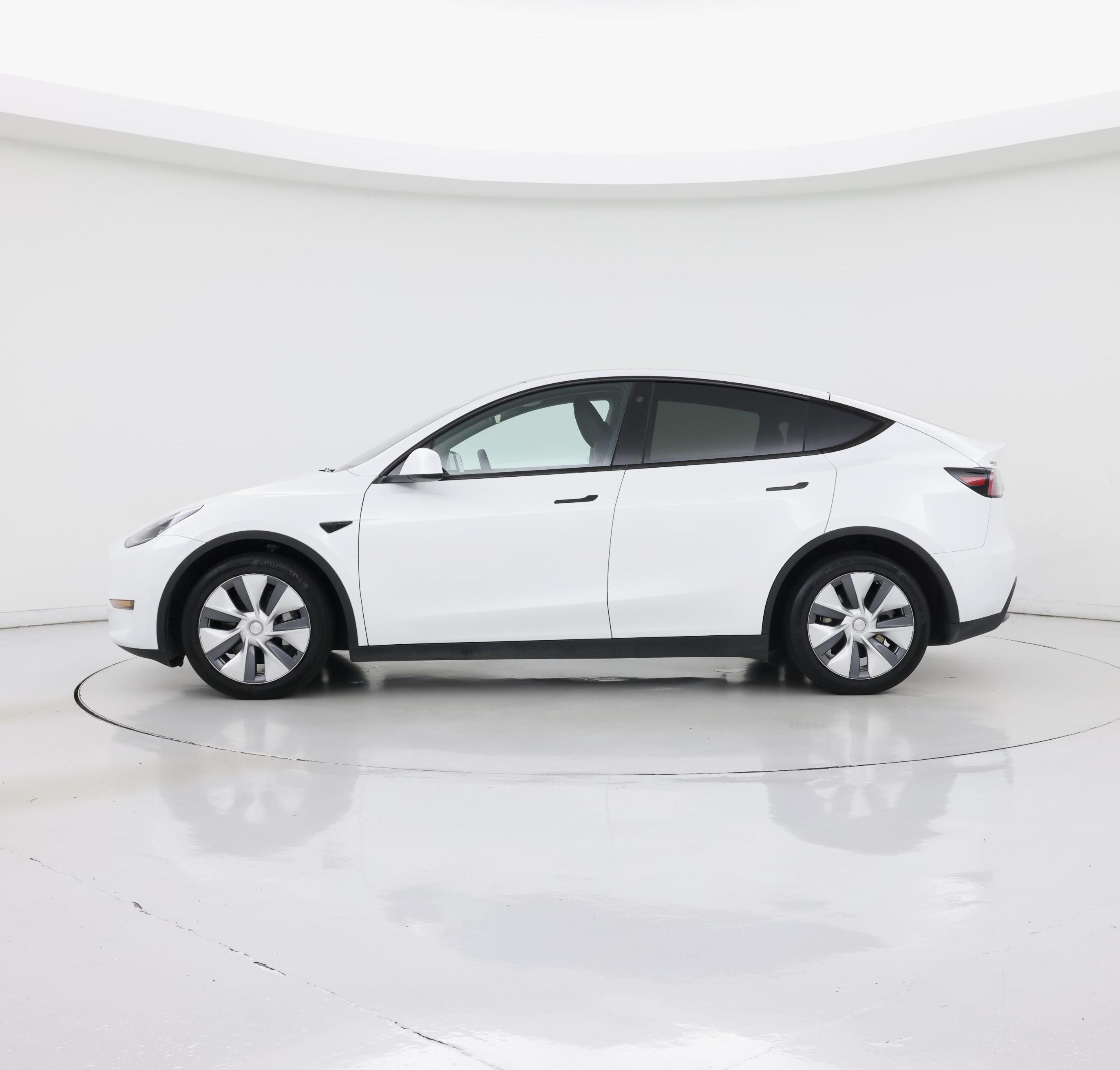 Thumbnail: 2023 Tesla Model Y - 3