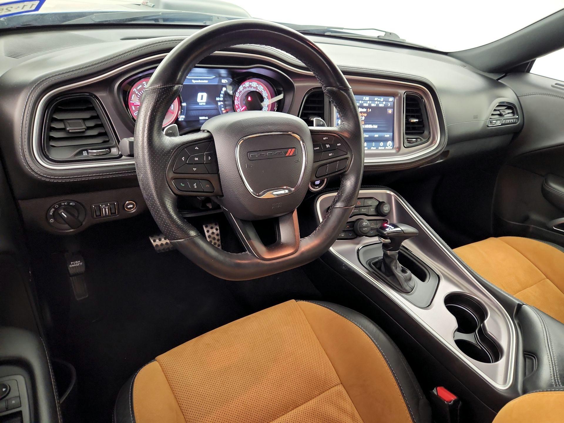 Thumbnail: 2022 Dodge Challenger - 9