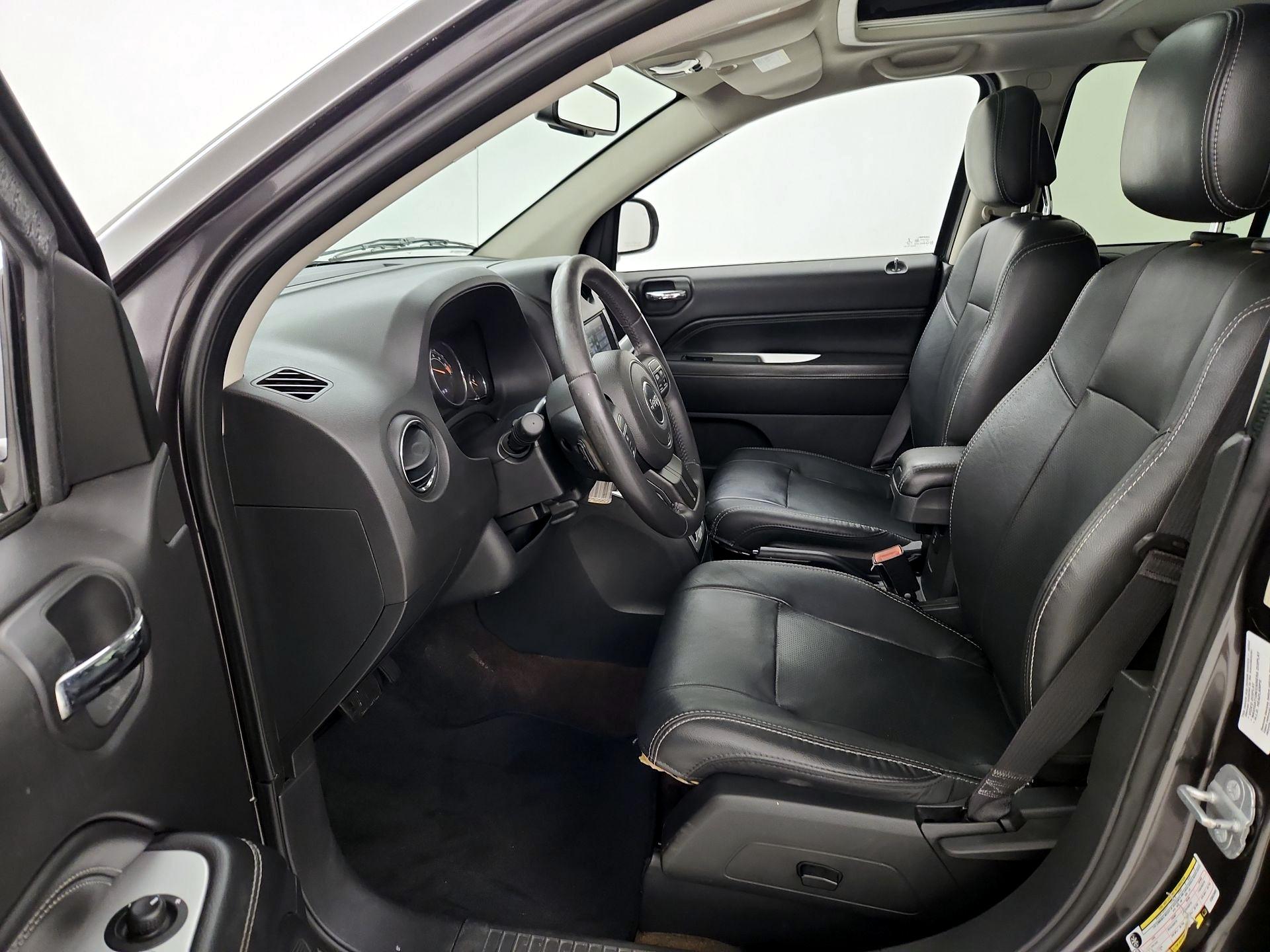 Thumbnail: 2014 Jeep Compass - 11