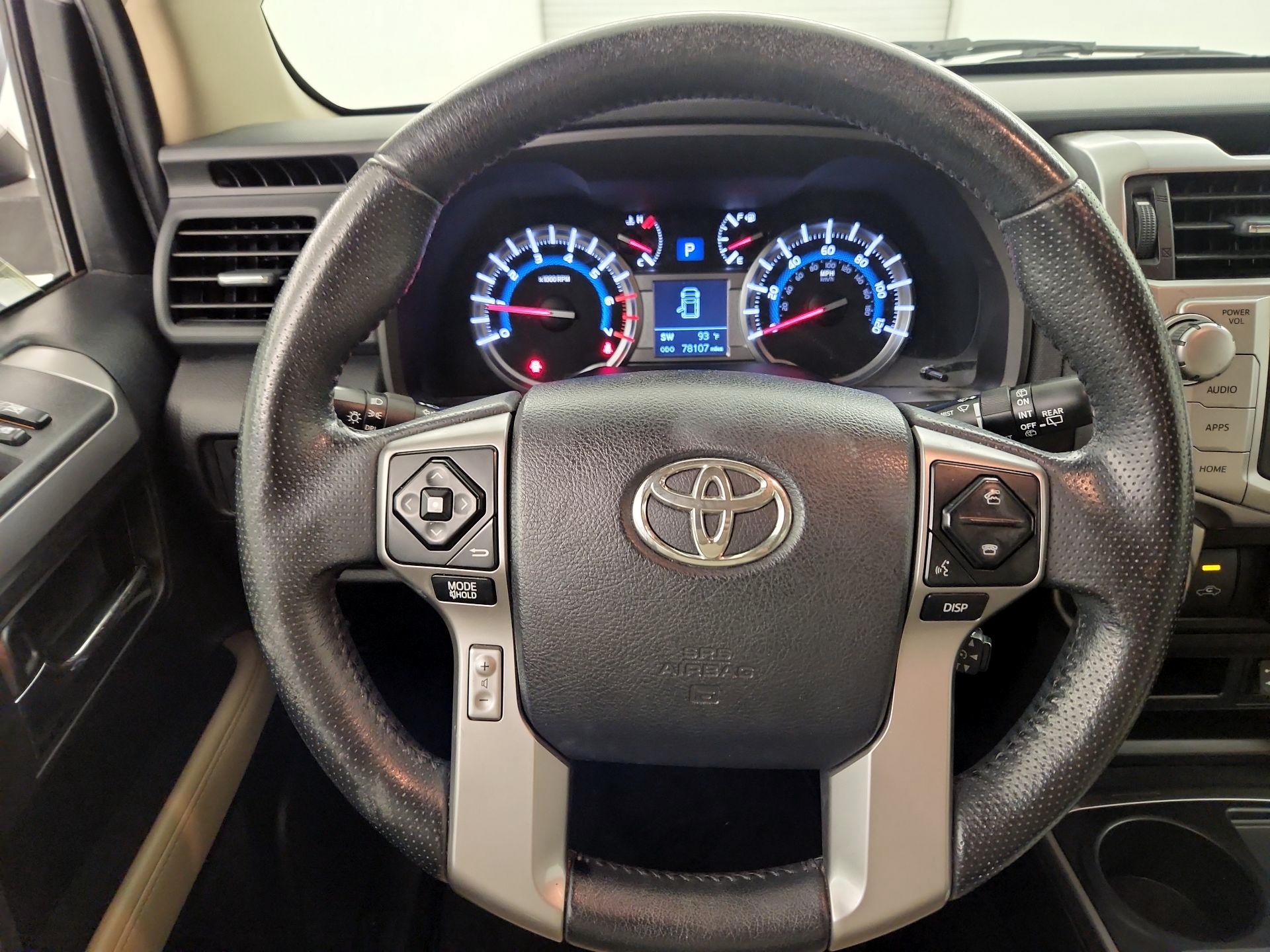 Thumbnail: 2014 Toyota 4Runner - 10