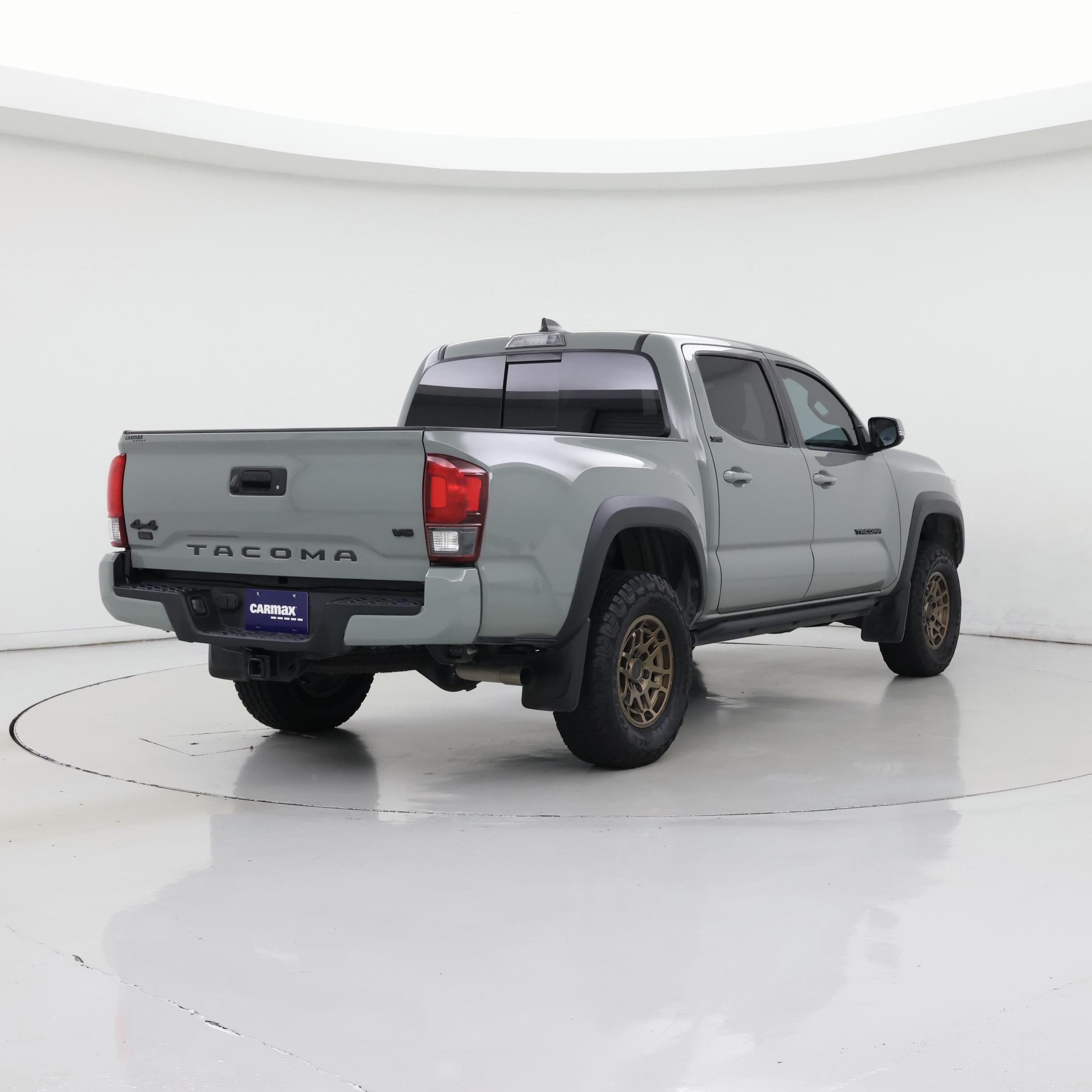 Thumbnail: 2023 Toyota Tacoma - 8