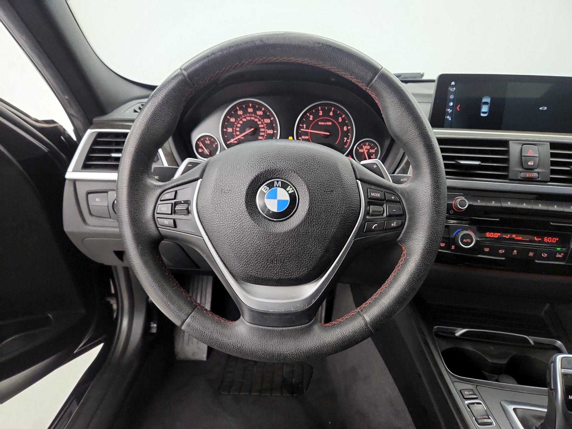 Thumbnail: 2018 BMW 3 Series - 10