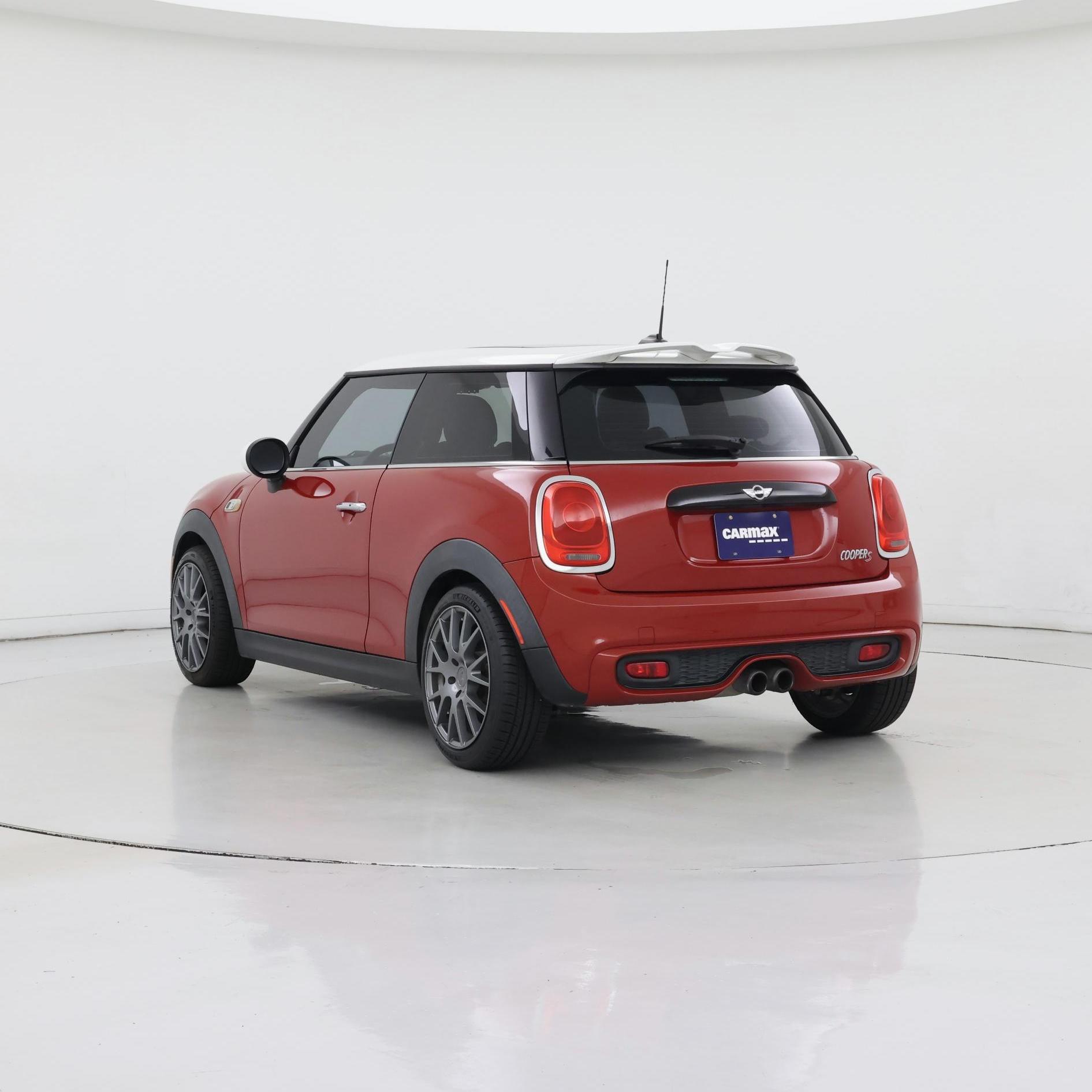 Thumbnail: 2016 MINI Cooper Hardtop - 2