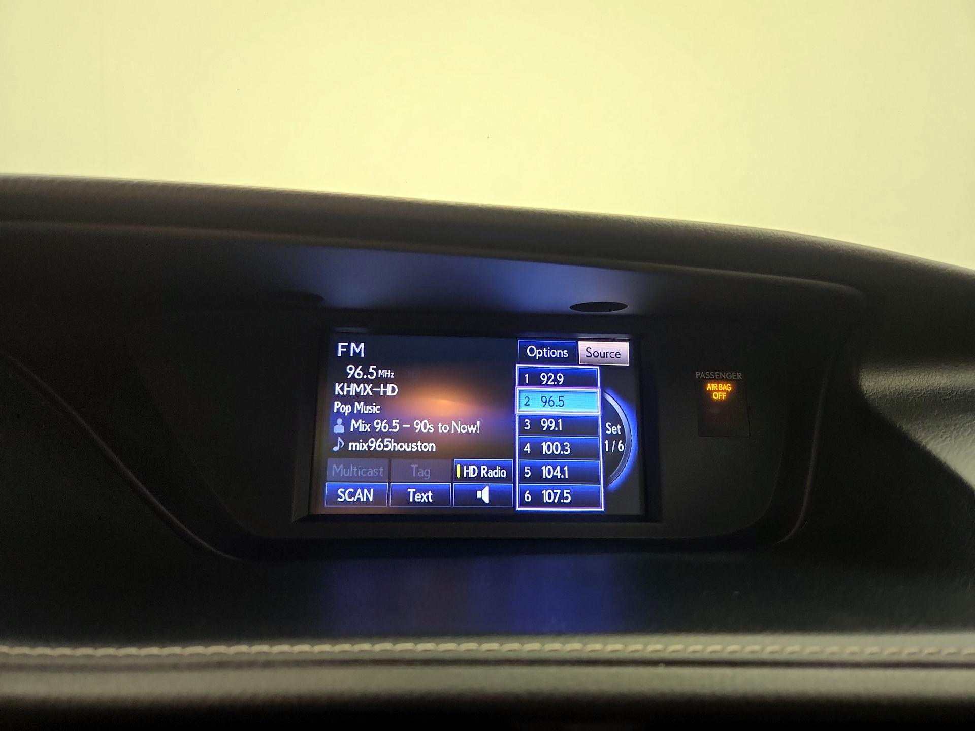 Thumbnail: 2014 Lexus ES - 15