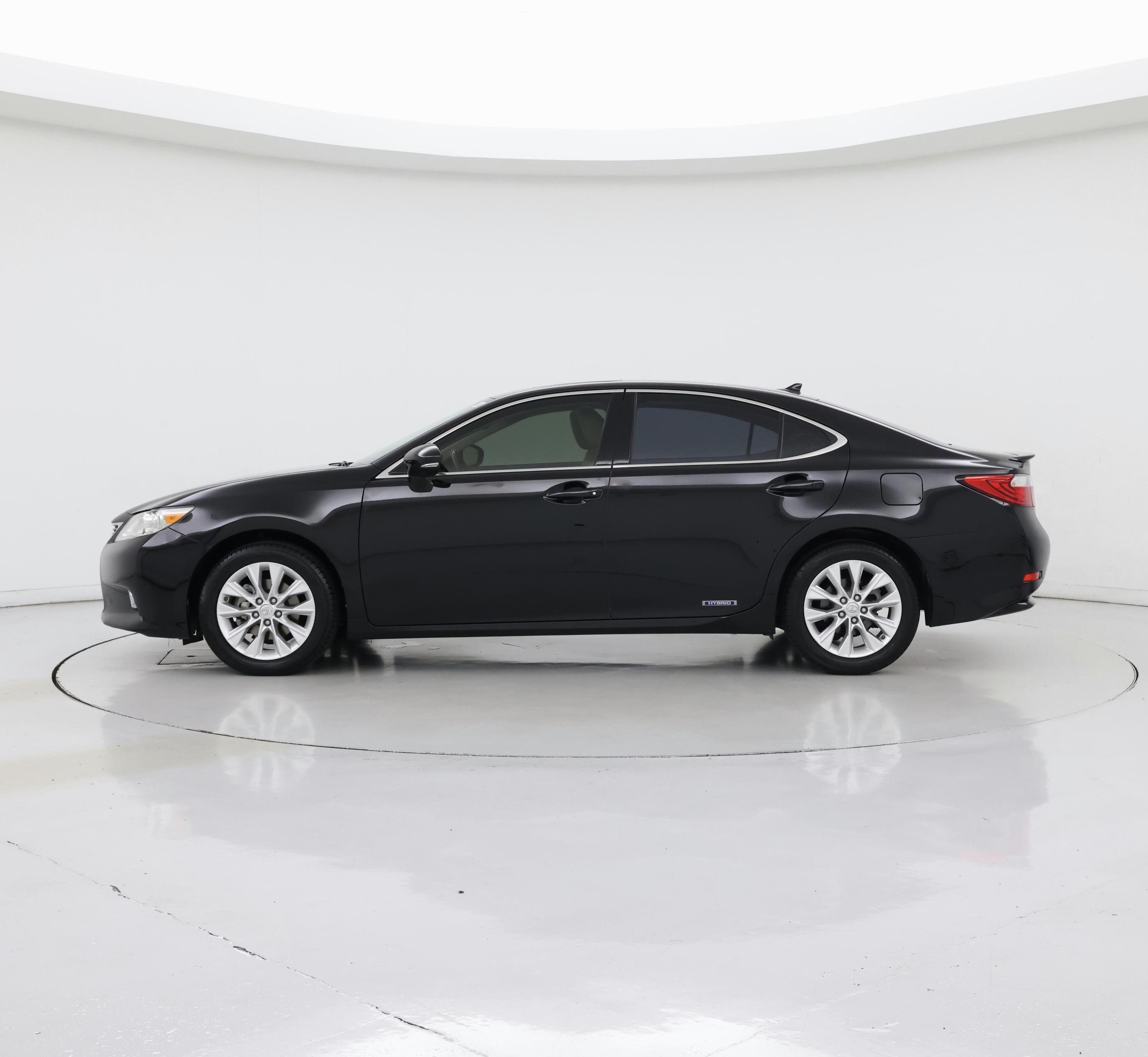 Thumbnail: 2014 Lexus ES - 3