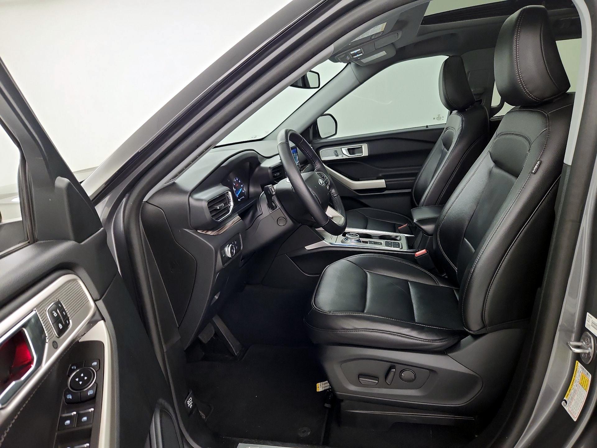 Thumbnail: 2021 Ford Explorer - 11