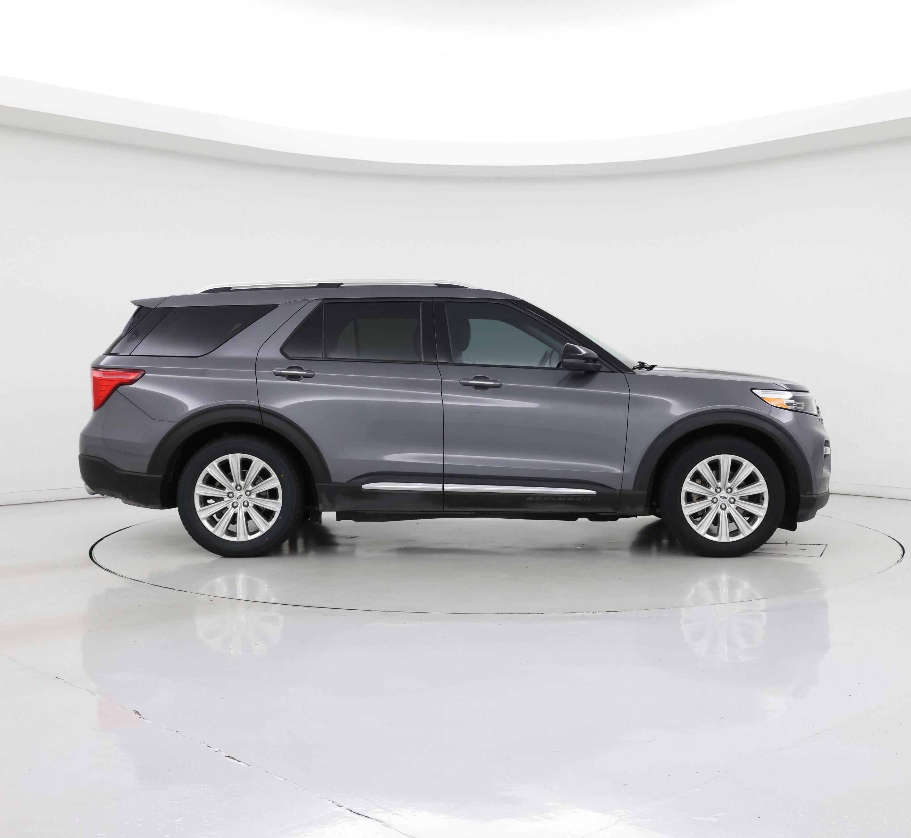 Thumbnail: 2021 Ford Explorer - 7