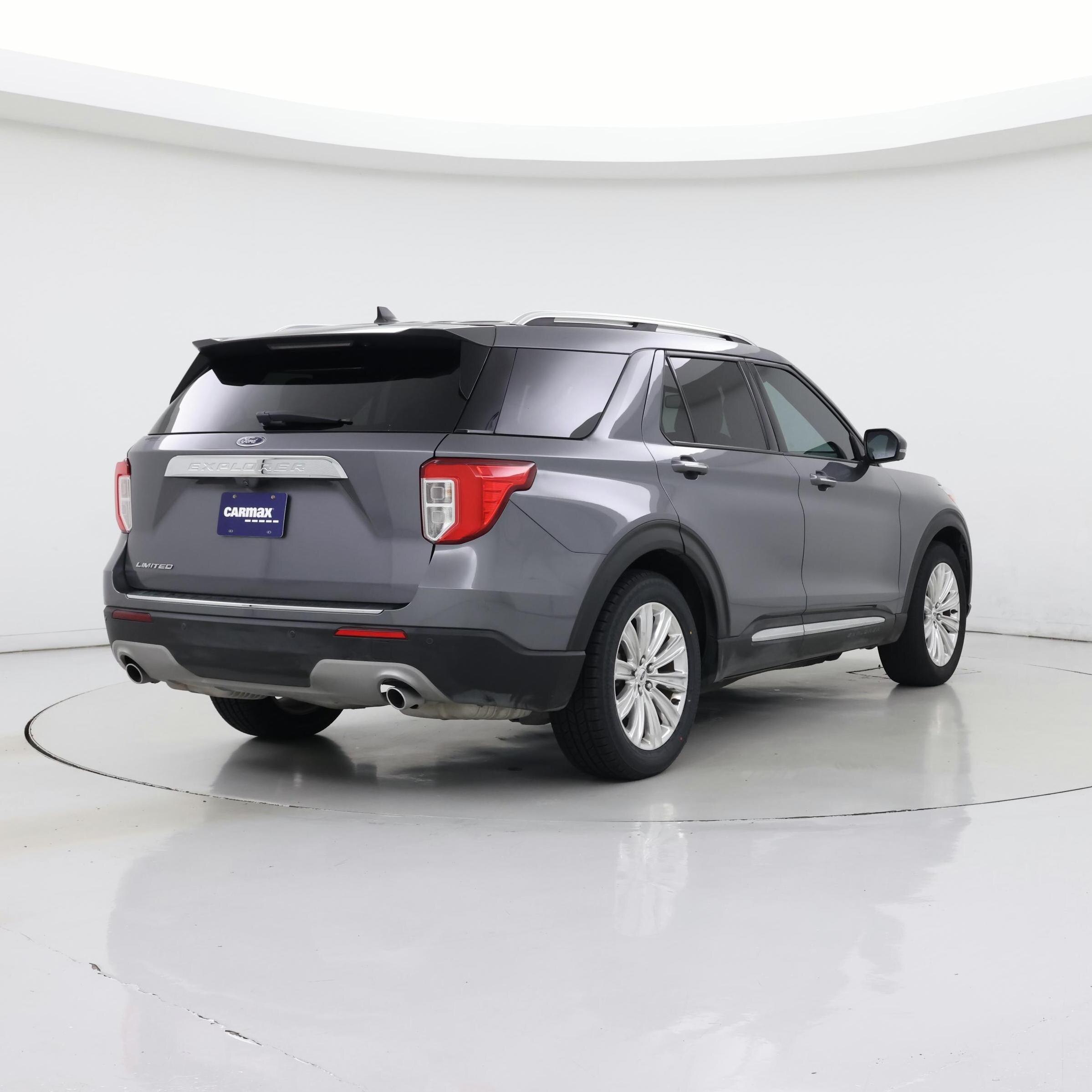 Thumbnail: 2021 Ford Explorer - 8