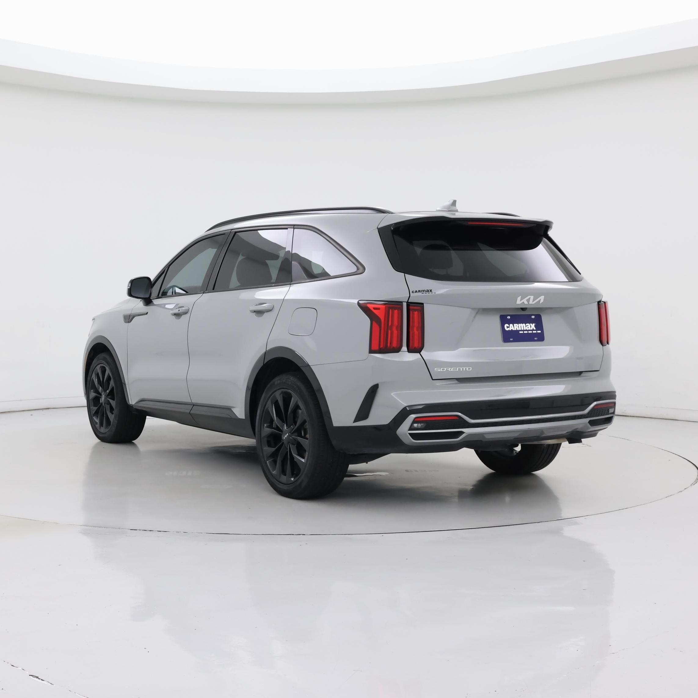 Thumbnail: 2023 Kia Sorento - 2