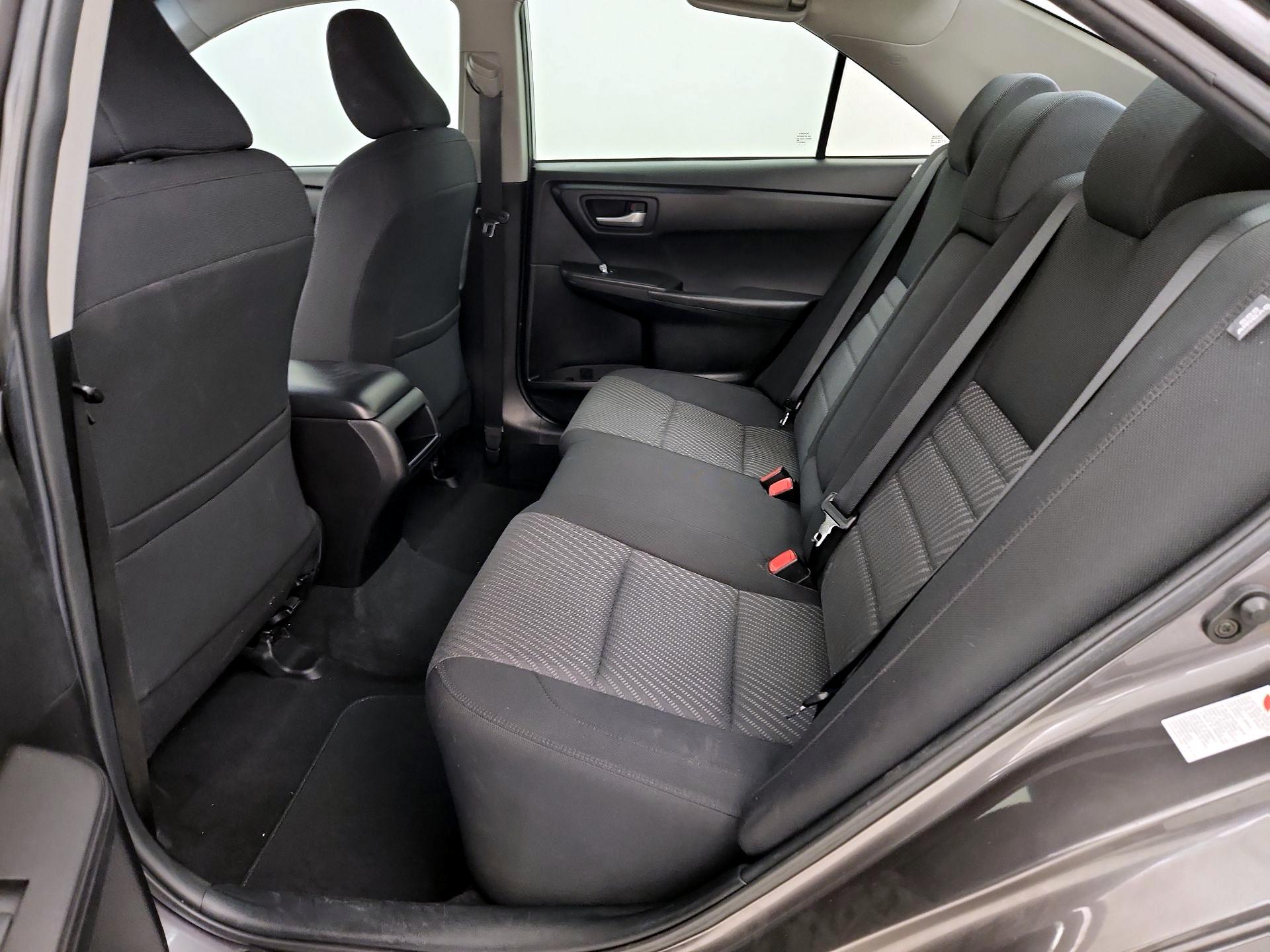 Thumbnail: 2016 Toyota Camry - 19