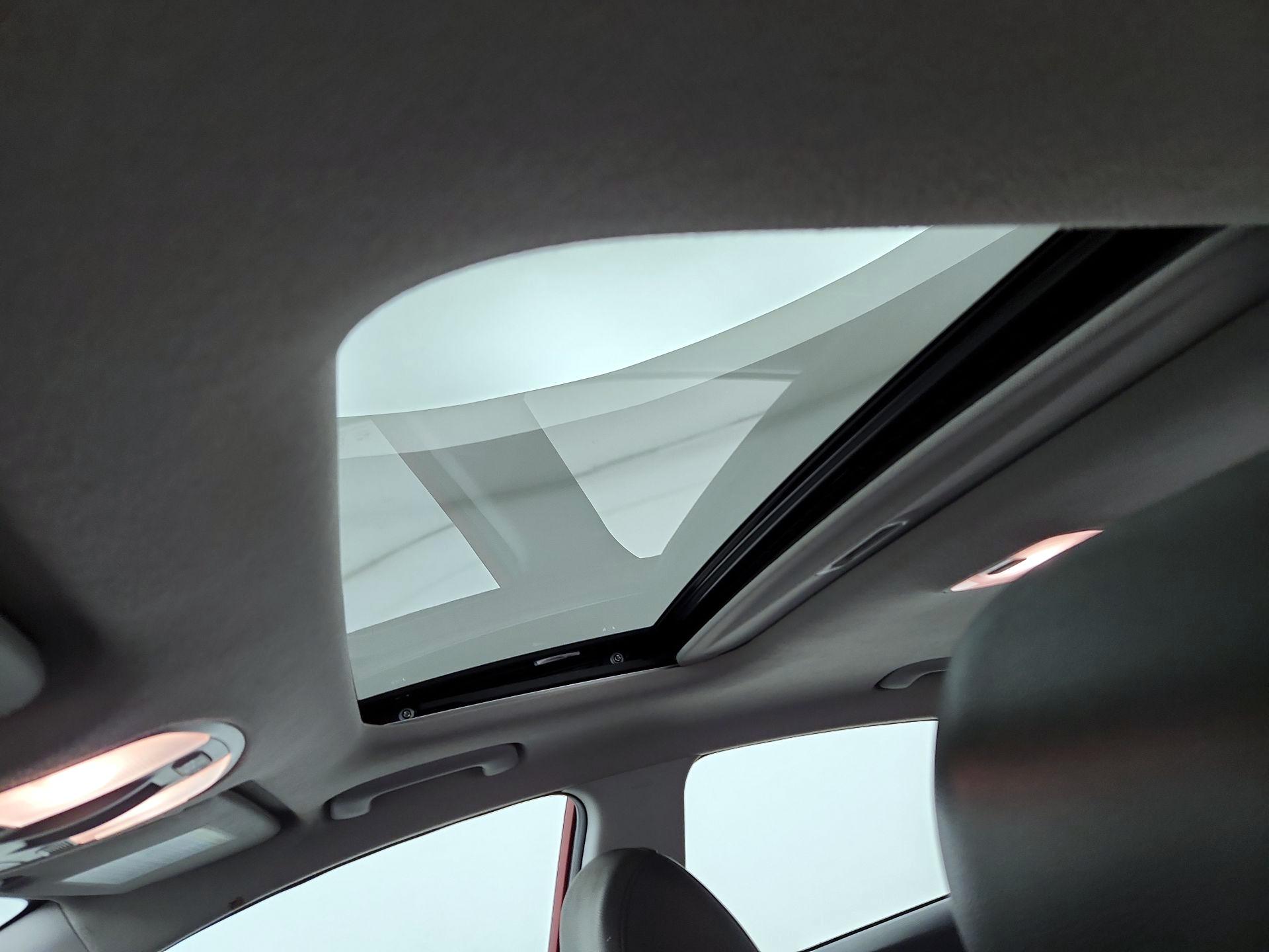 Thumbnail: 2017 Hyundai Elantra - 20