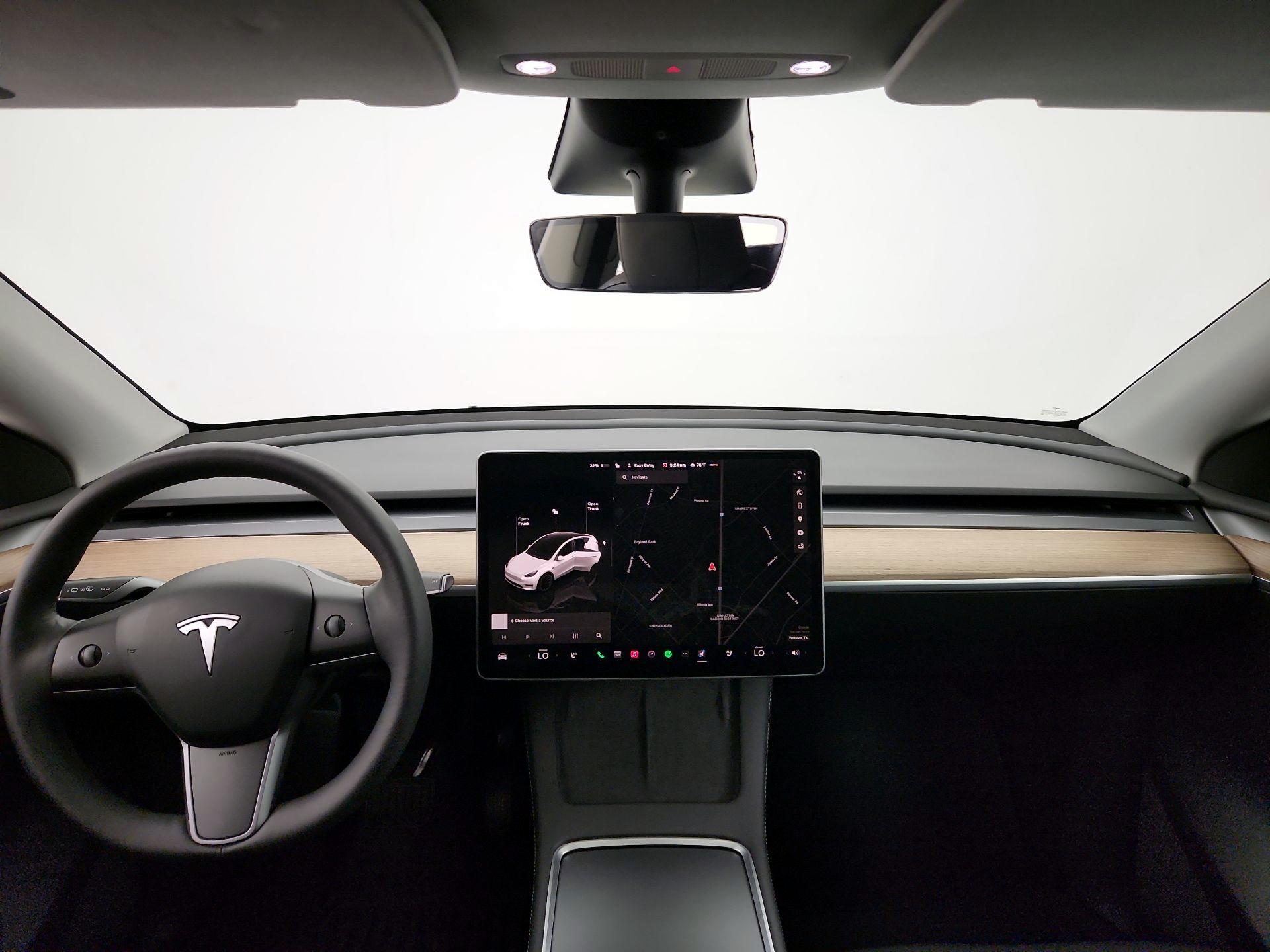 Thumbnail: 2023 Tesla Model Y - 9