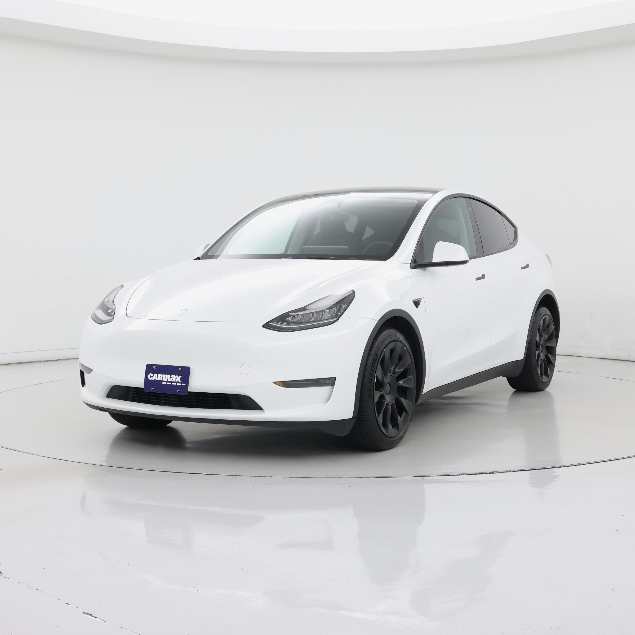 Thumbnail: 2023 Tesla Model Y - 4