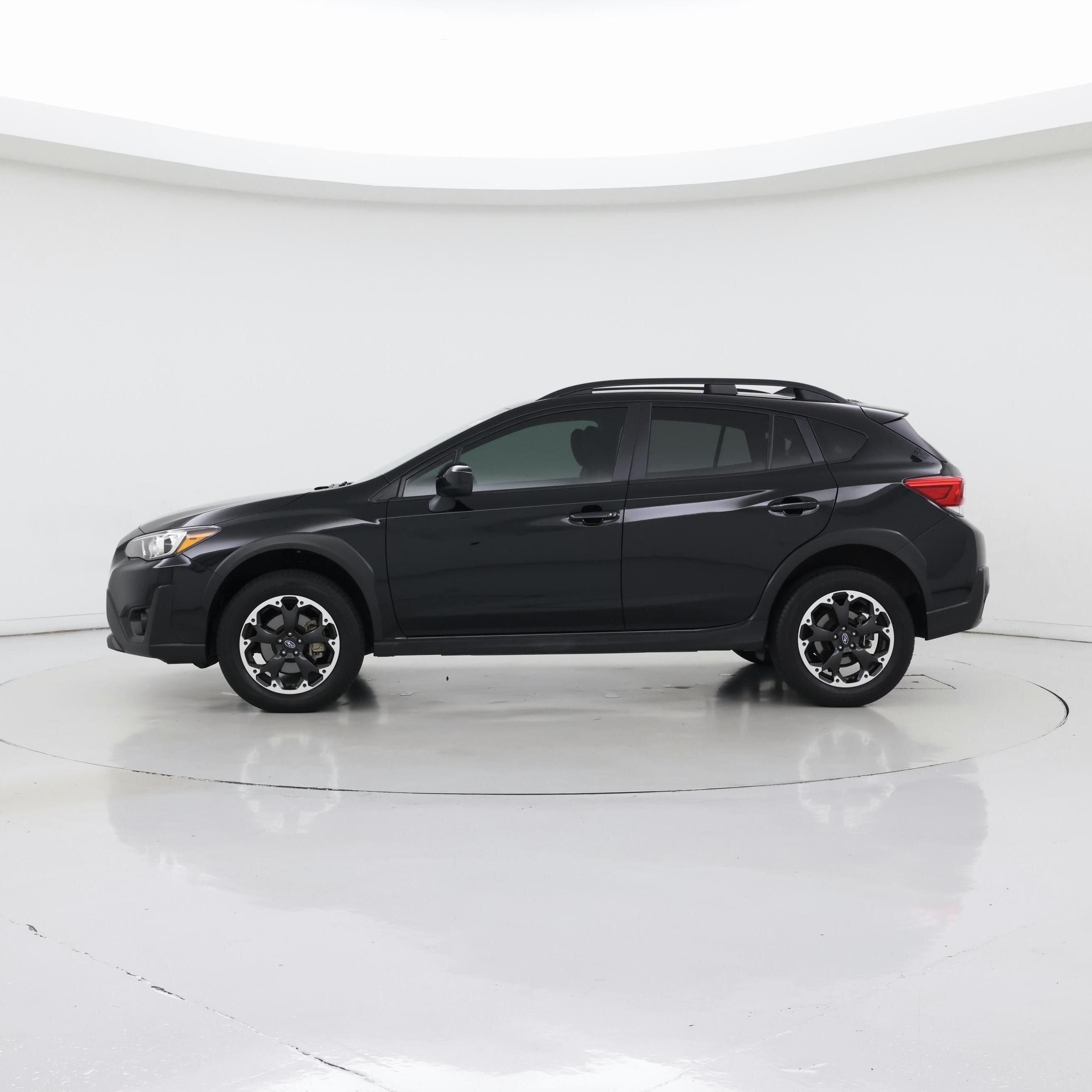 Thumbnail: 2022 Subaru Crosstrek - 3