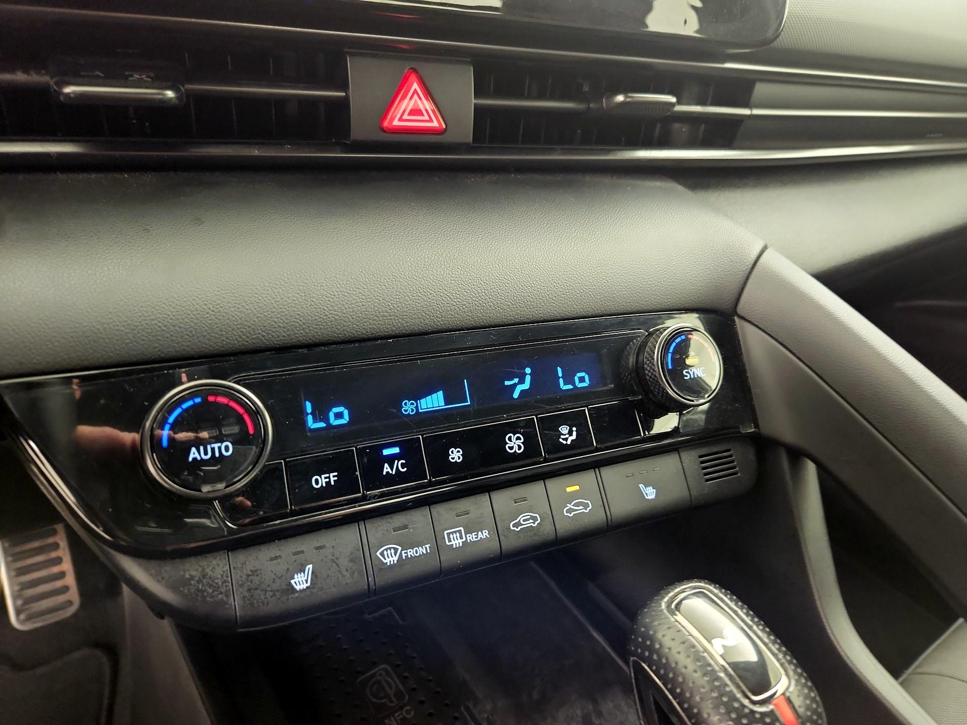 Thumbnail: 2022 Hyundai Elantra - 16