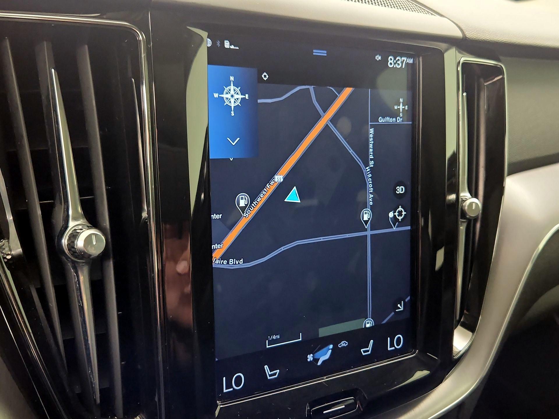 Thumbnail: 2020 Volvo XC60 - 14