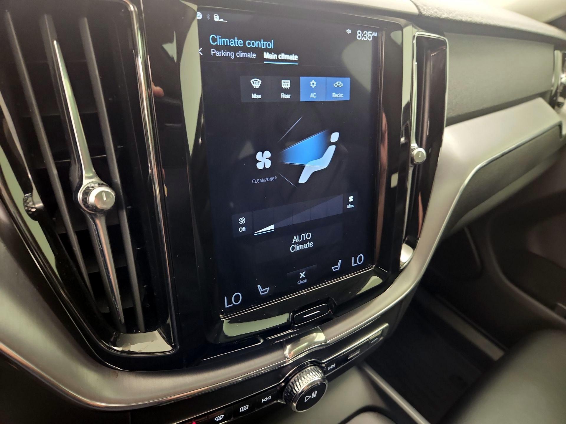 Thumbnail: 2020 Volvo XC60 - 17
