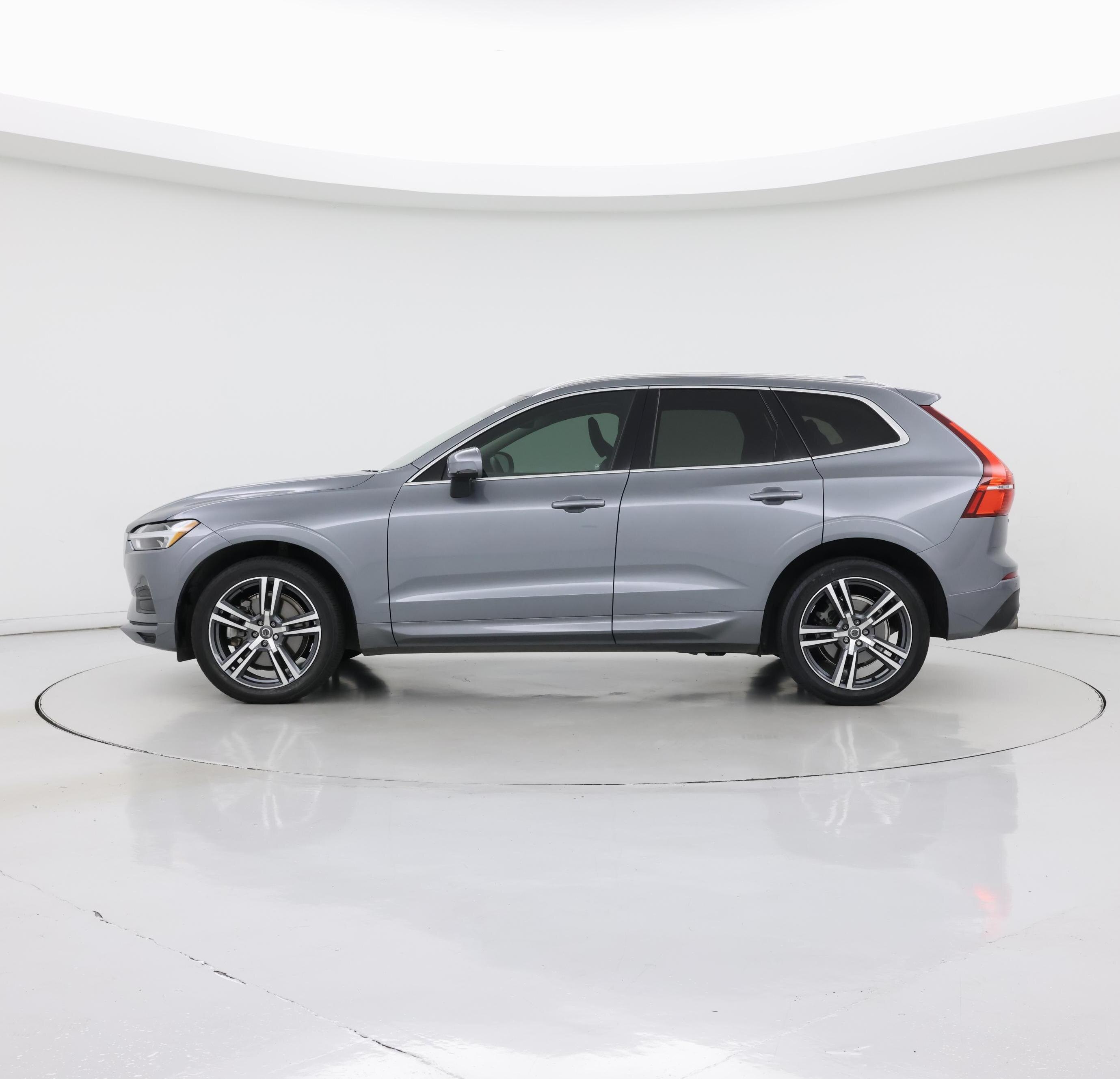 Thumbnail: 2020 Volvo XC60 - 3