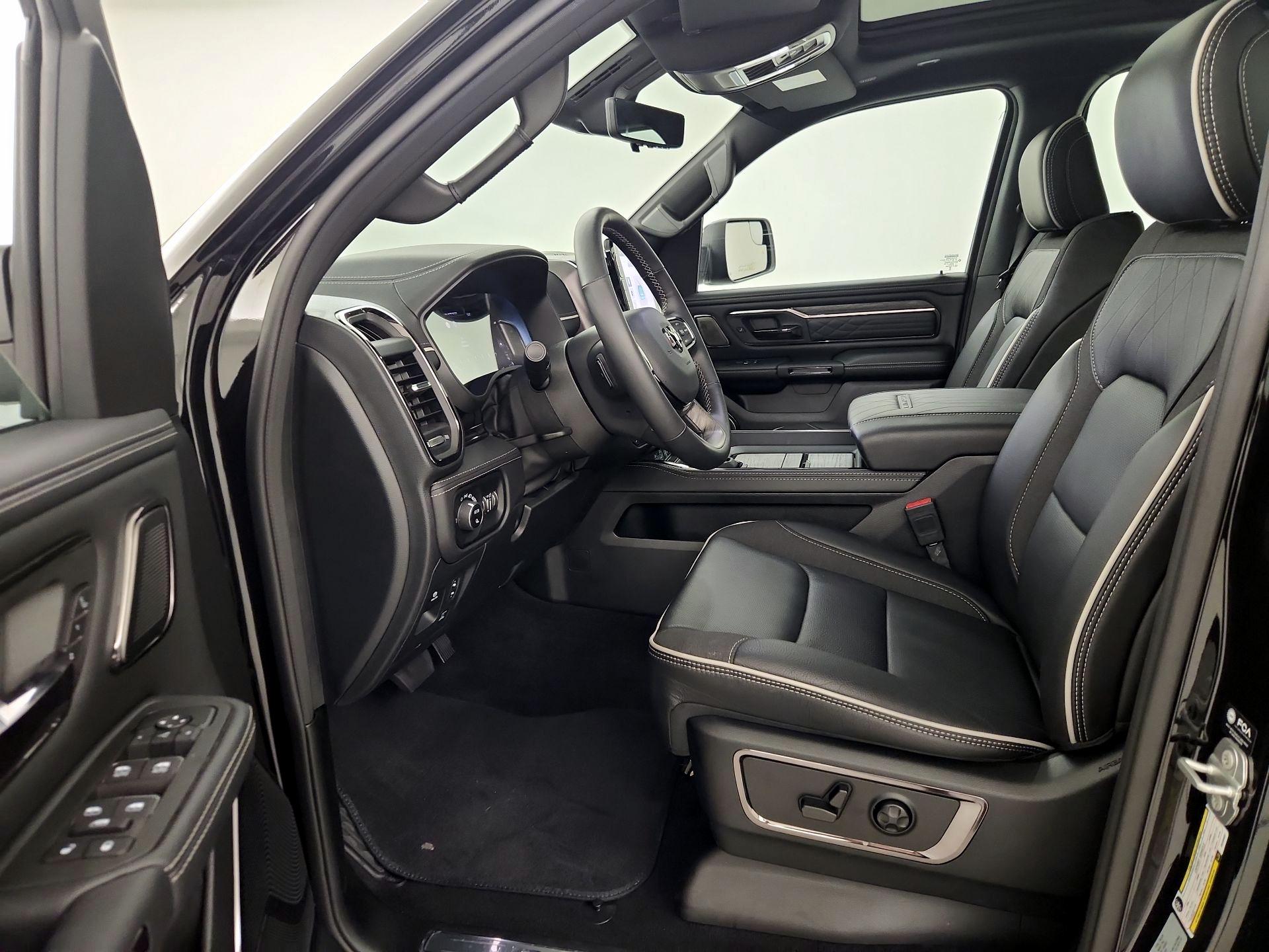 Thumbnail: 2025 RAM 1500 - 11