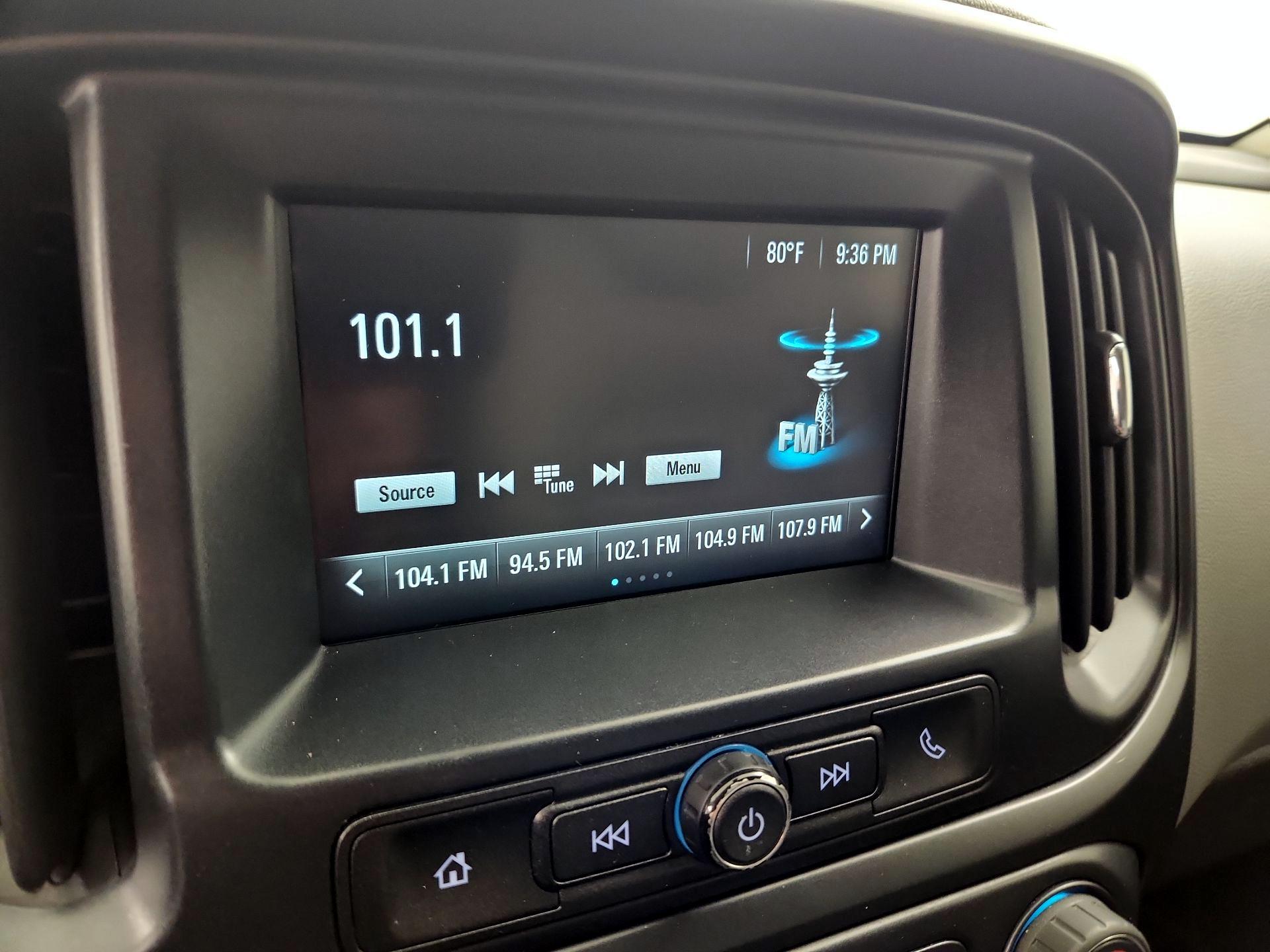Thumbnail: 2018 Chevrolet Colorado - 15