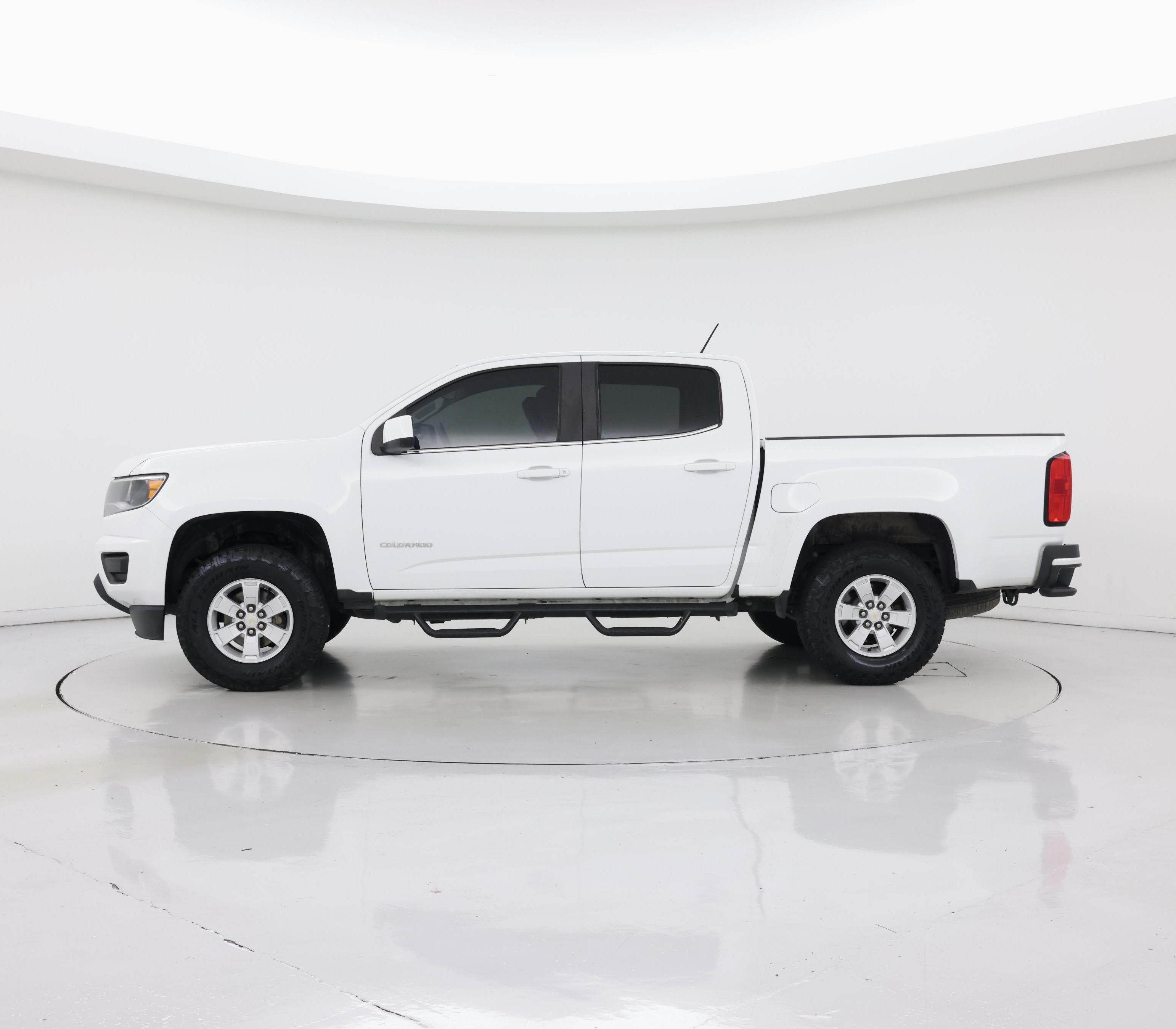 Thumbnail: 2018 Chevrolet Colorado - 3