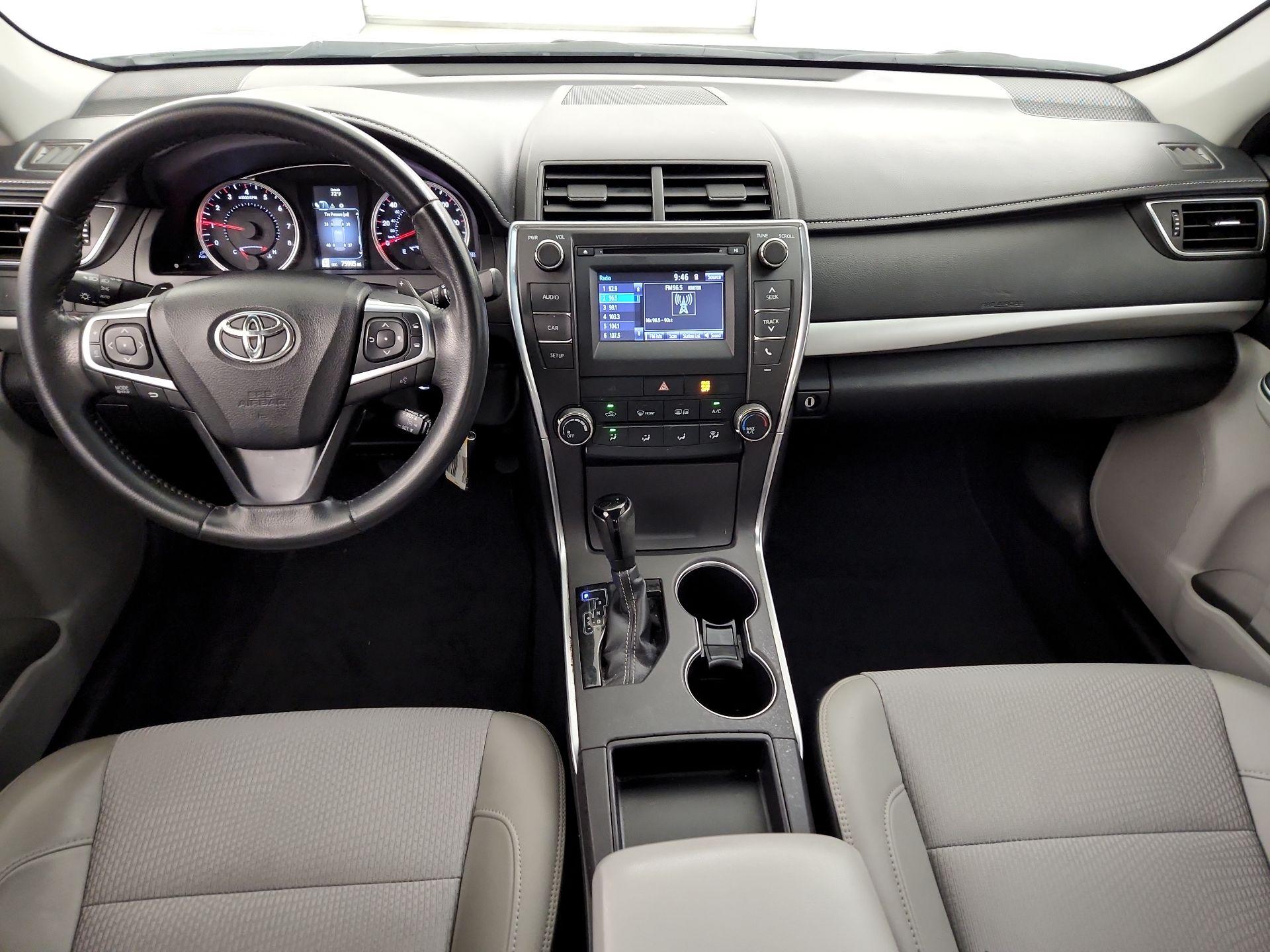 Thumbnail: 2016 Toyota Camry - 9
