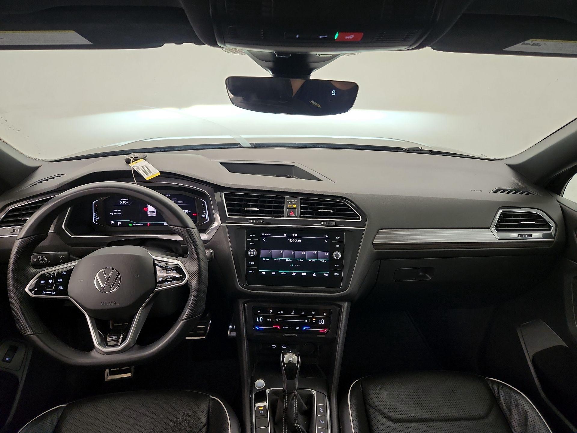 Thumbnail: 2022 Volkswagen Tiguan - 9