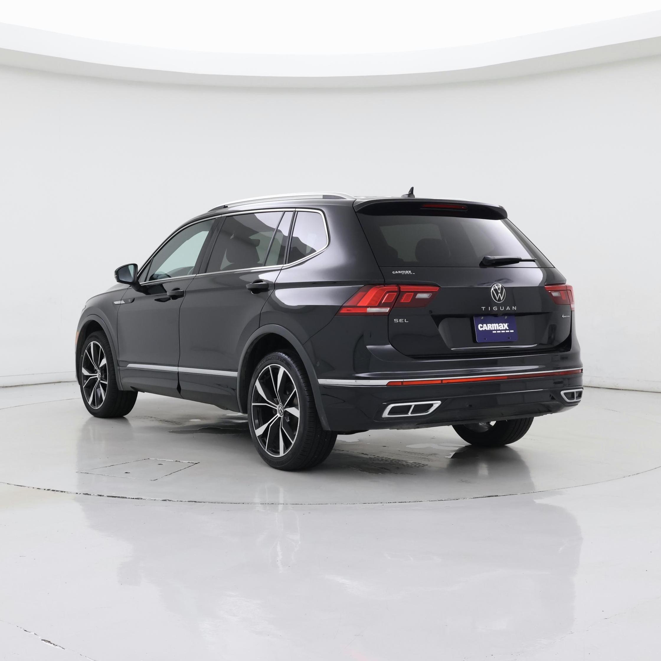 Thumbnail: 2022 Volkswagen Tiguan - 2