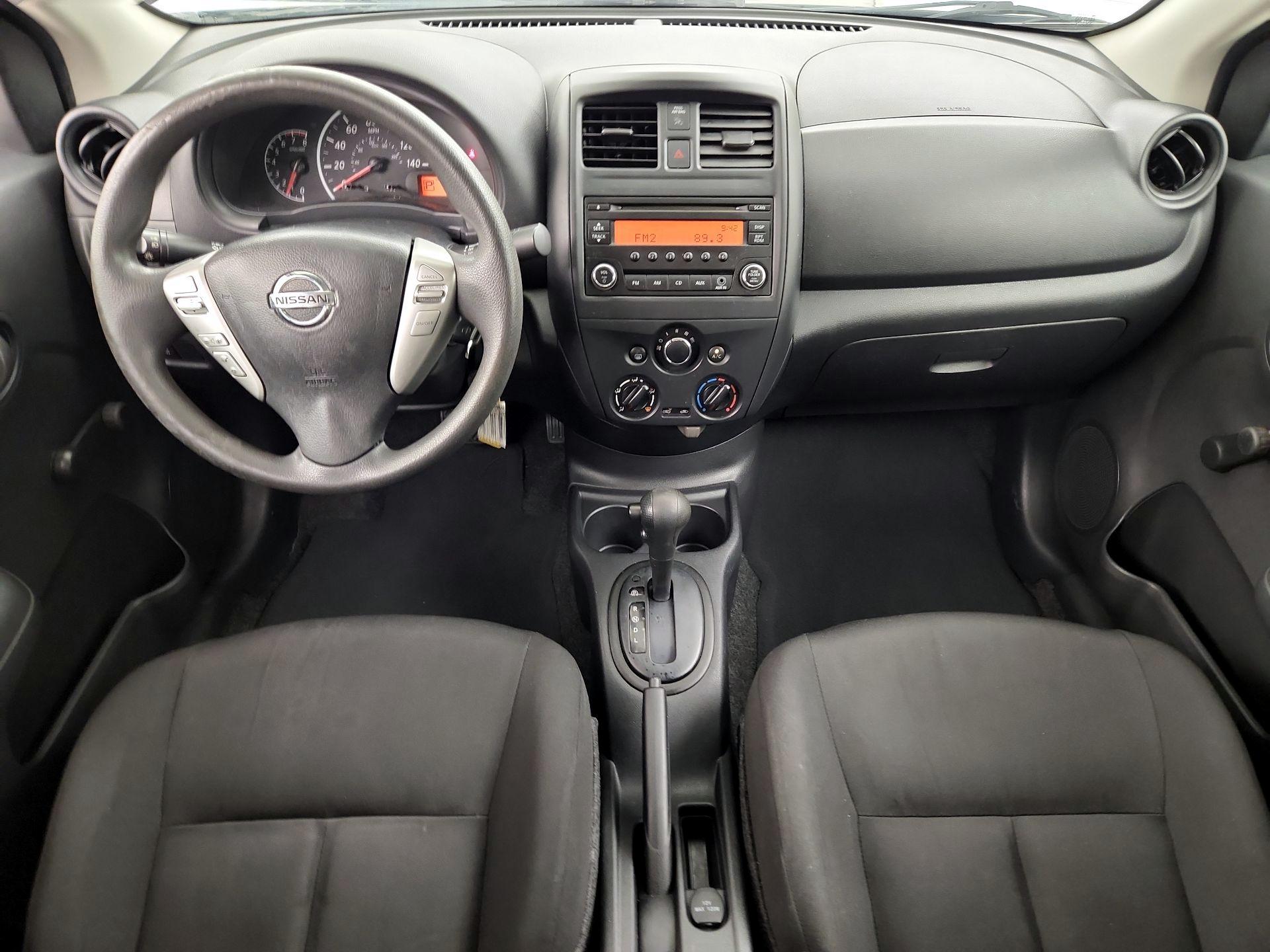 Thumbnail: 2016 Nissan Versa - 9