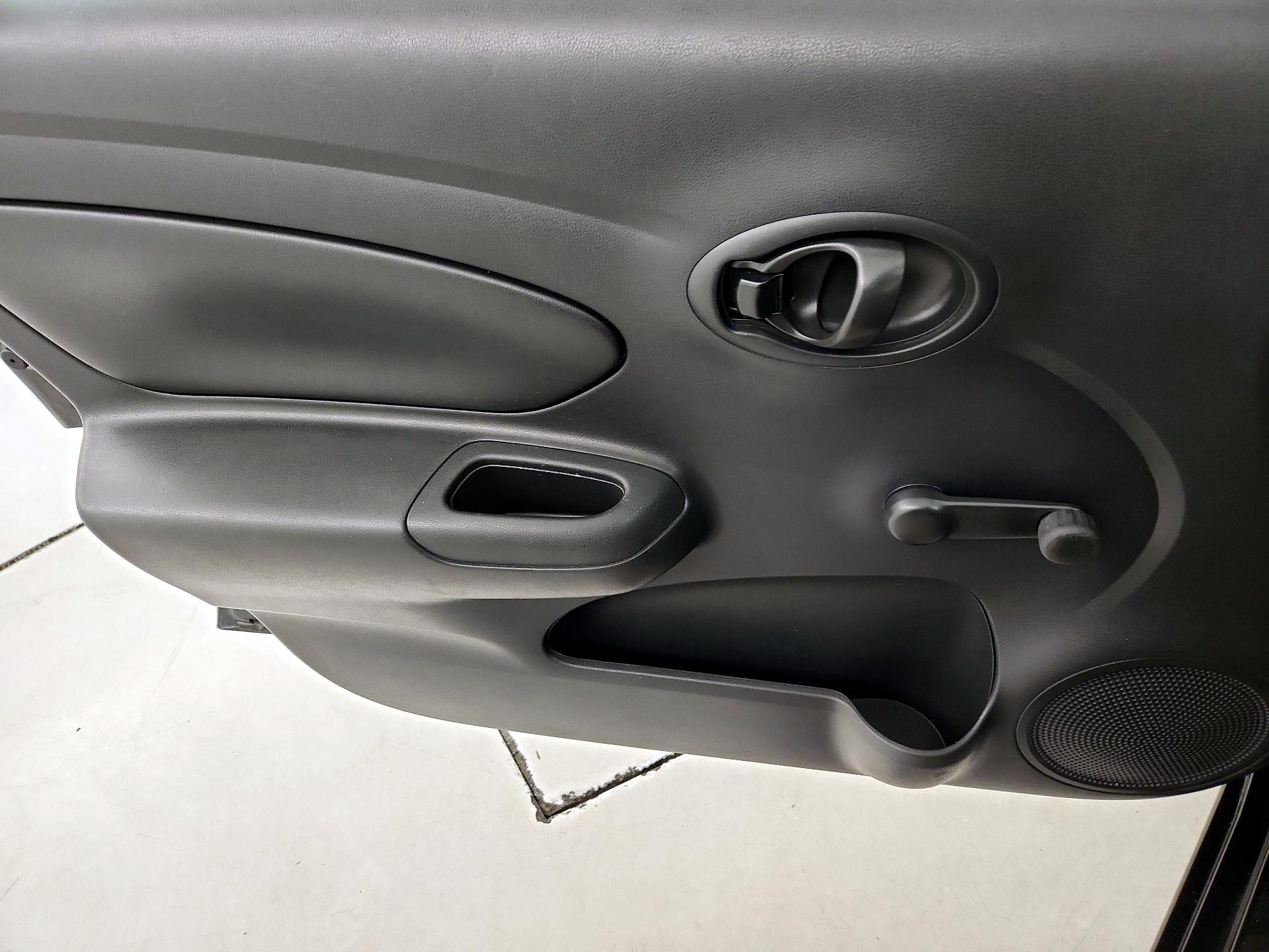 Thumbnail: 2016 Nissan Versa - 12