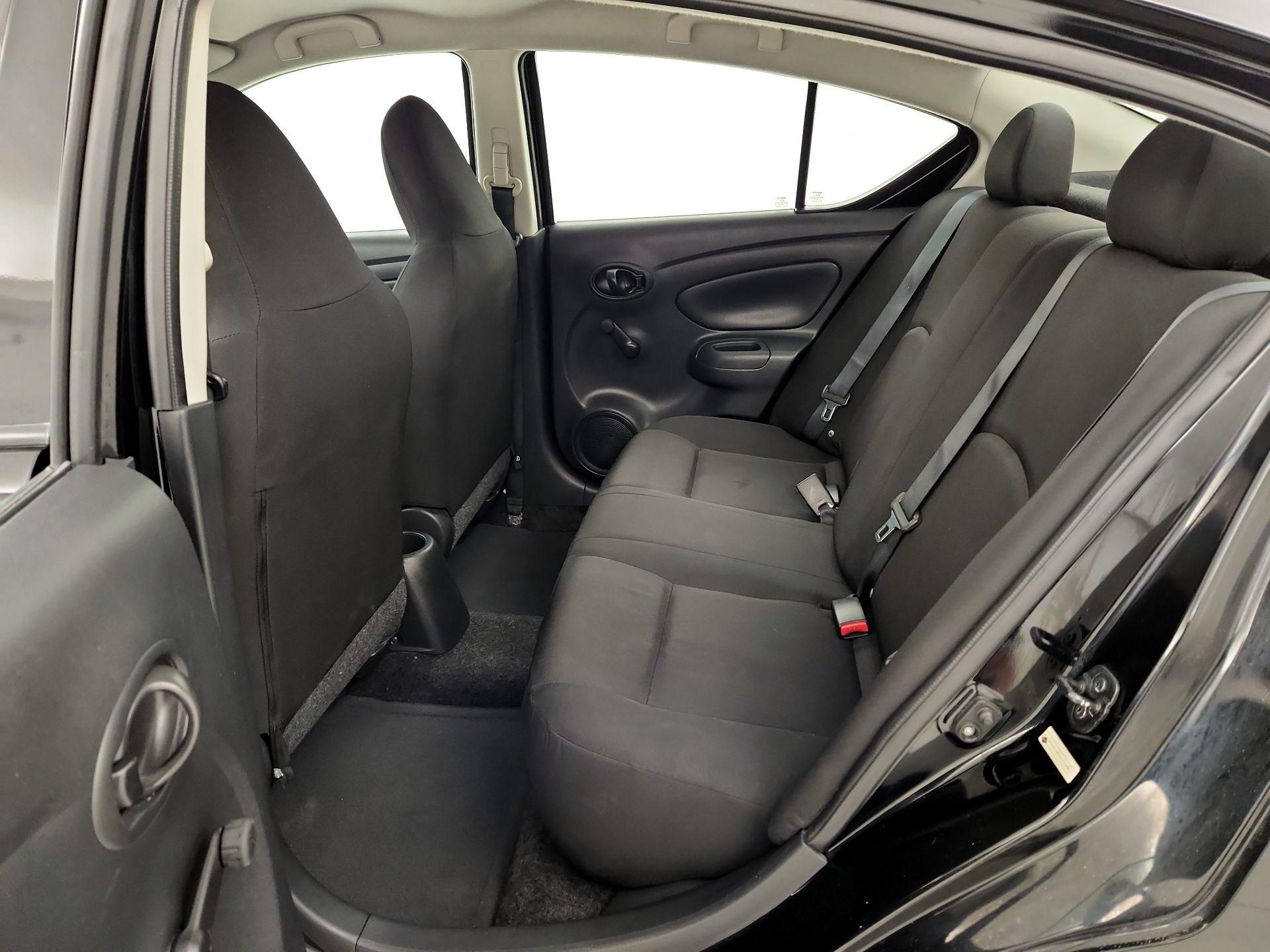 Thumbnail: 2016 Nissan Versa - 18