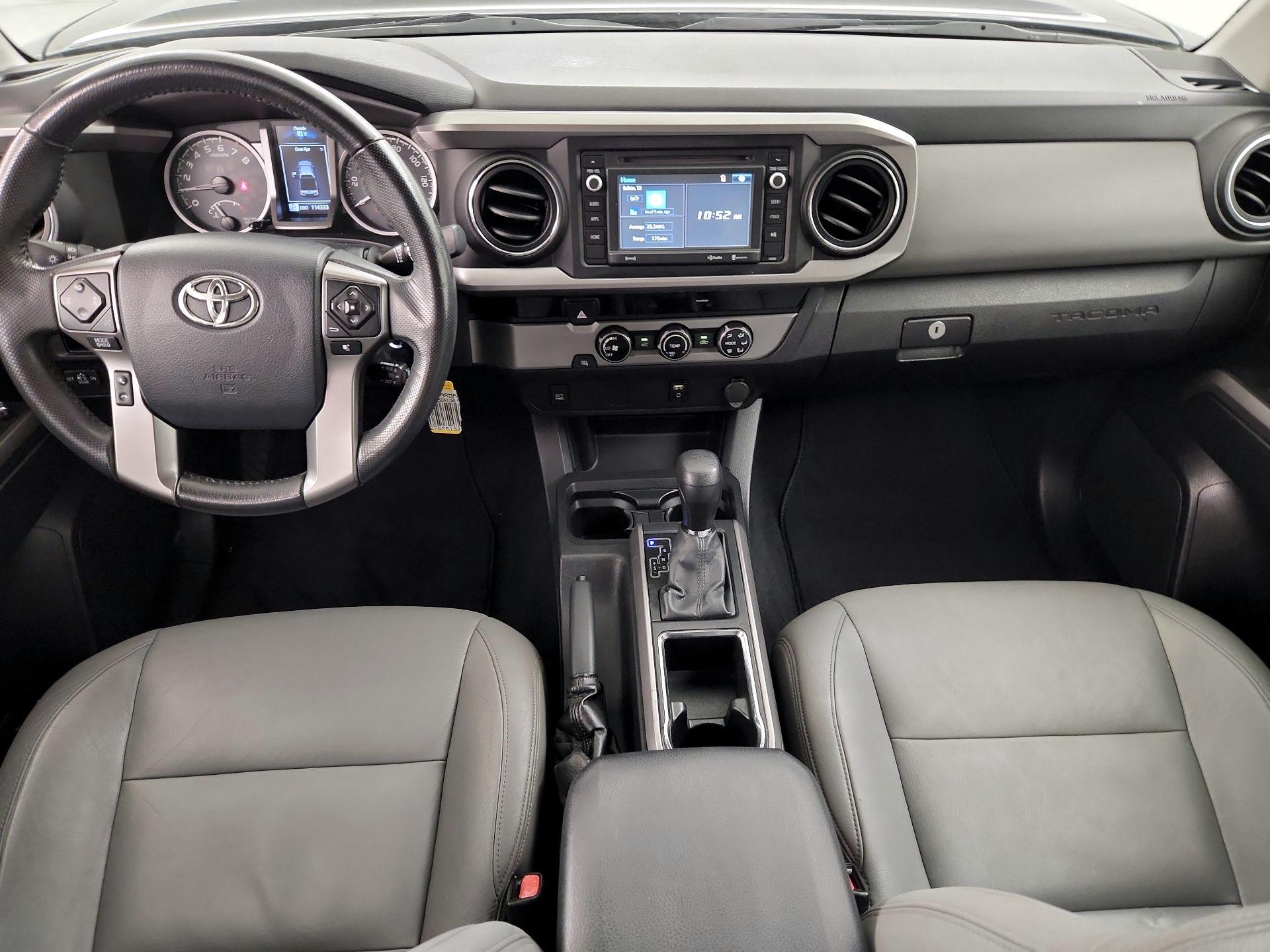 Thumbnail: 2017 Toyota Tacoma - 9