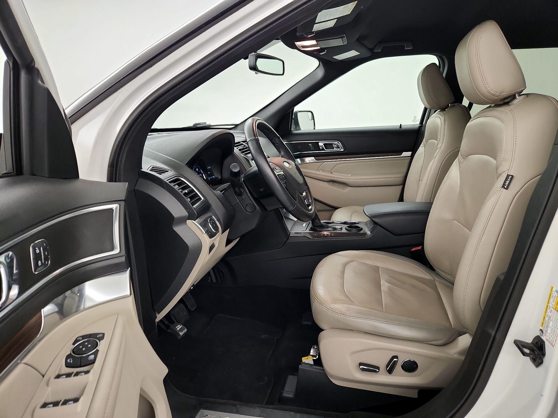 Thumbnail: 2018 Ford Explorer - 11